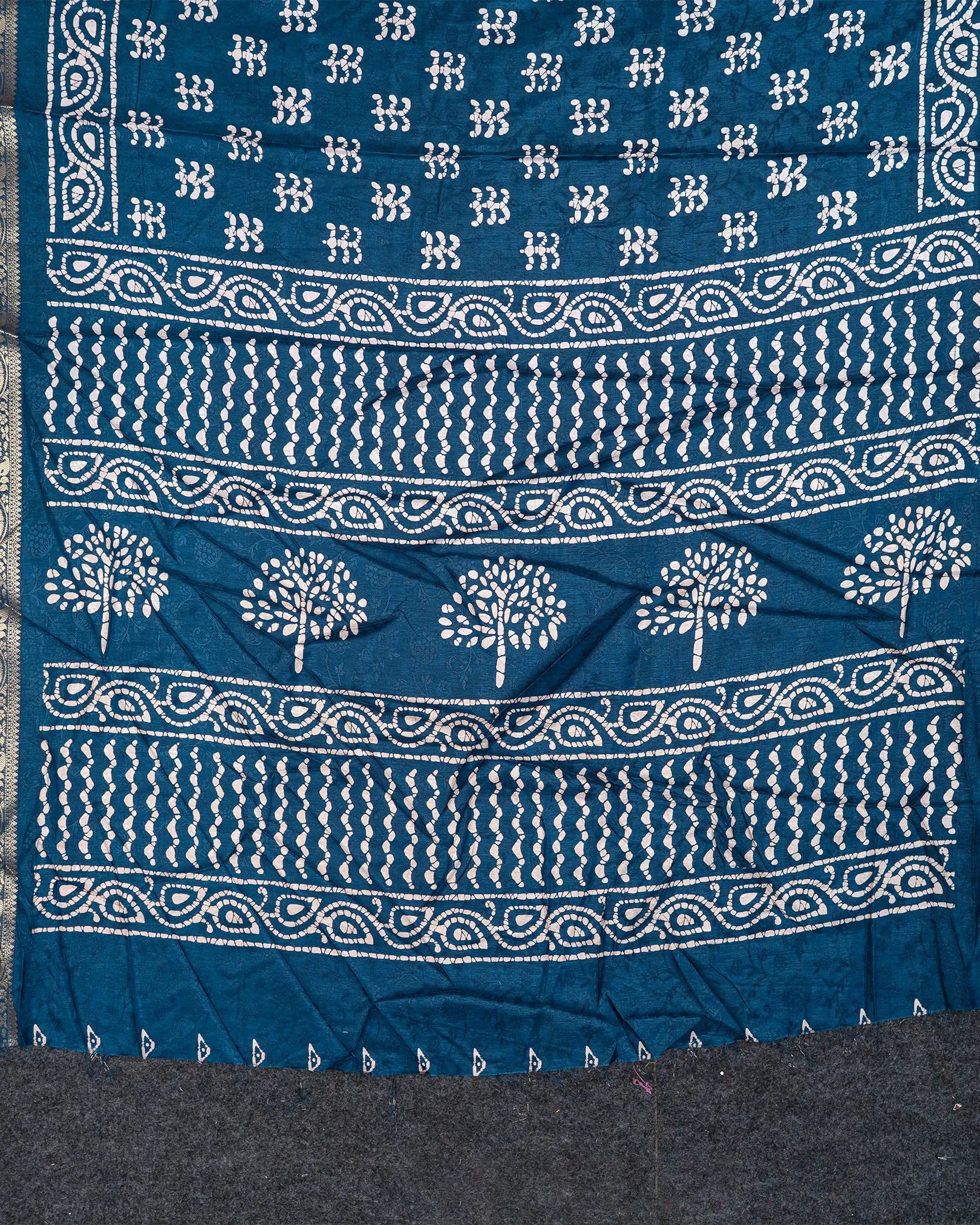 SC3969 - Dola Embosed Digital Print