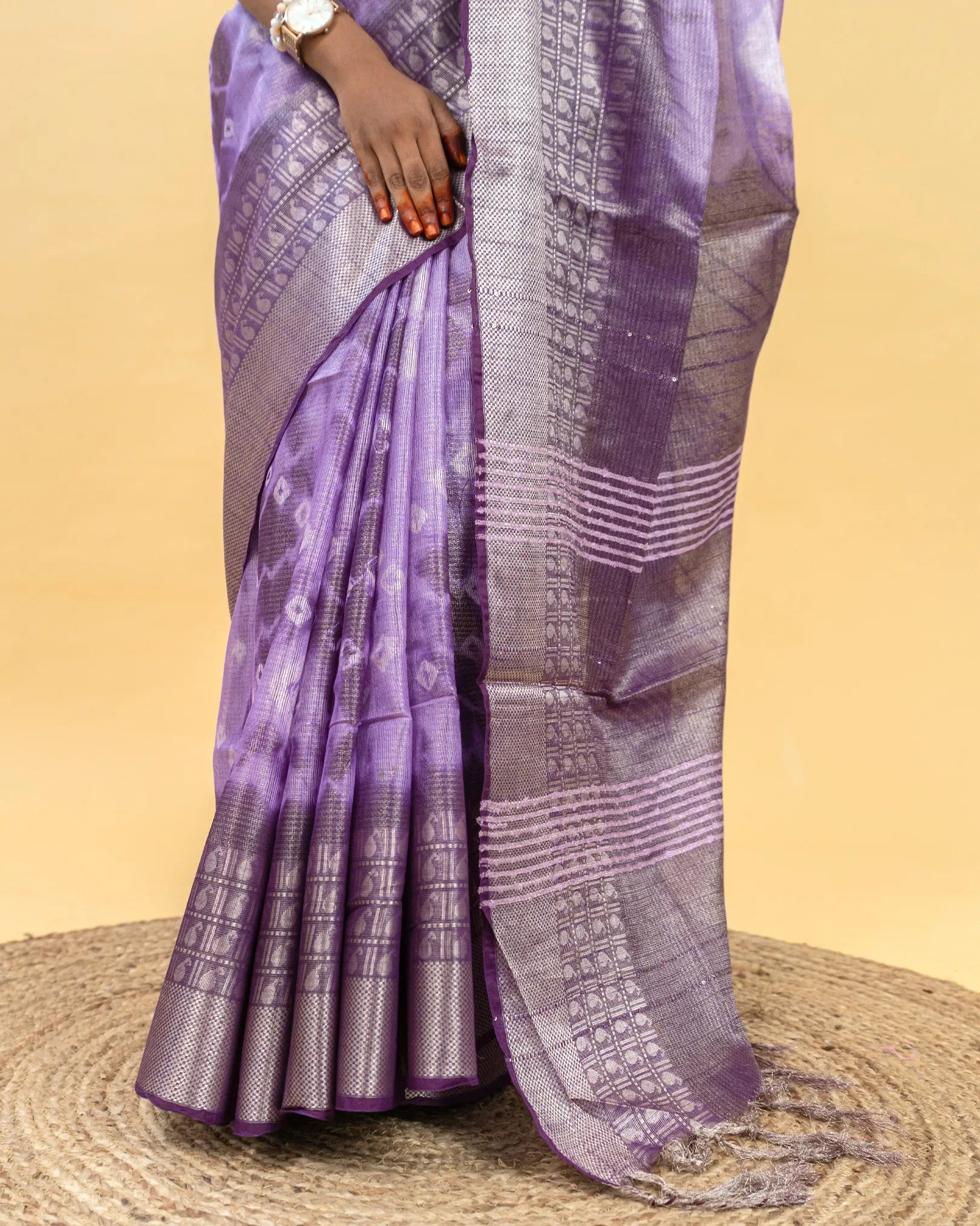 SC2886 - Tissue Saree With Bandhini Work