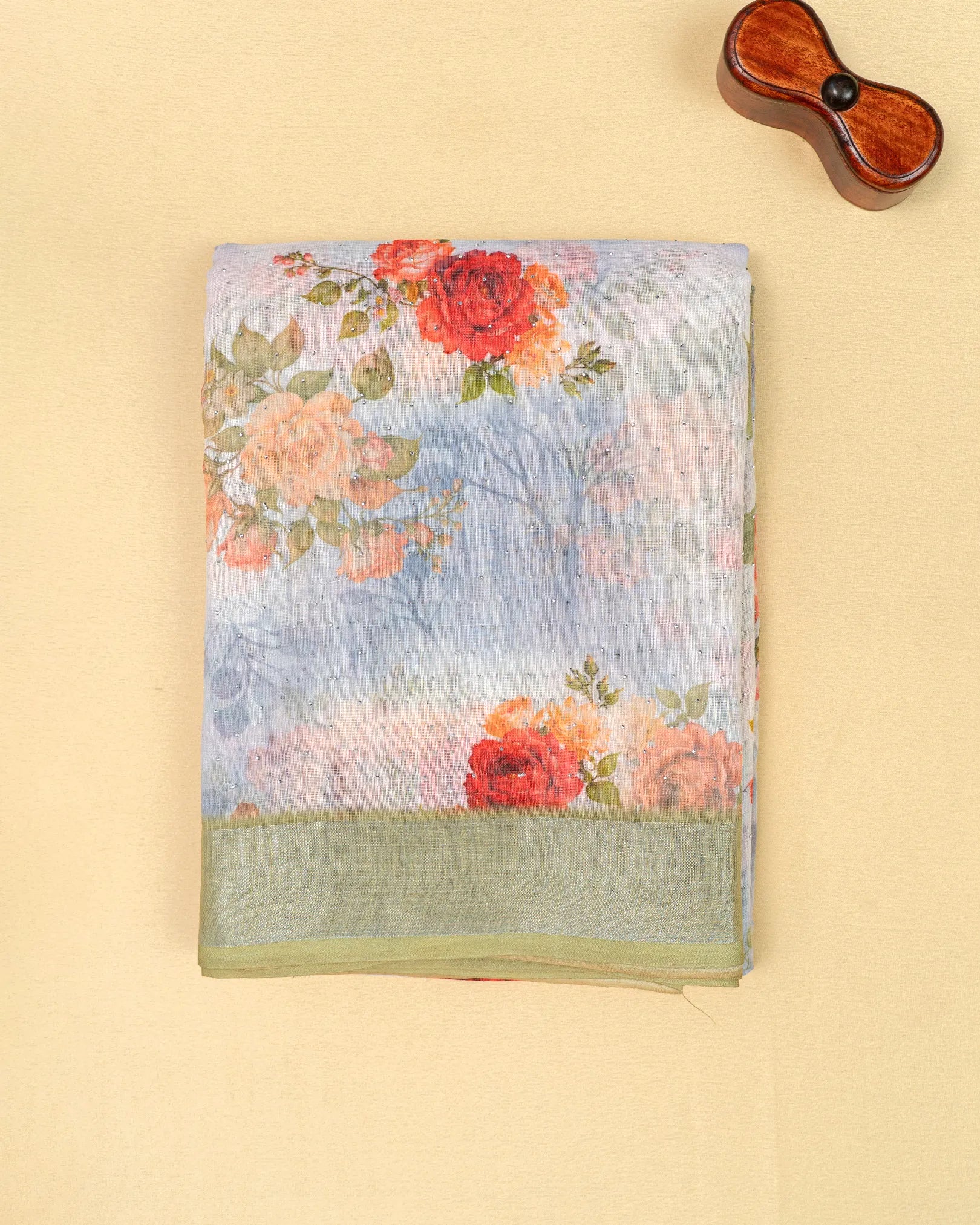 SC3505 - Linen With Sparkling Stone Over Body And Silver Border
