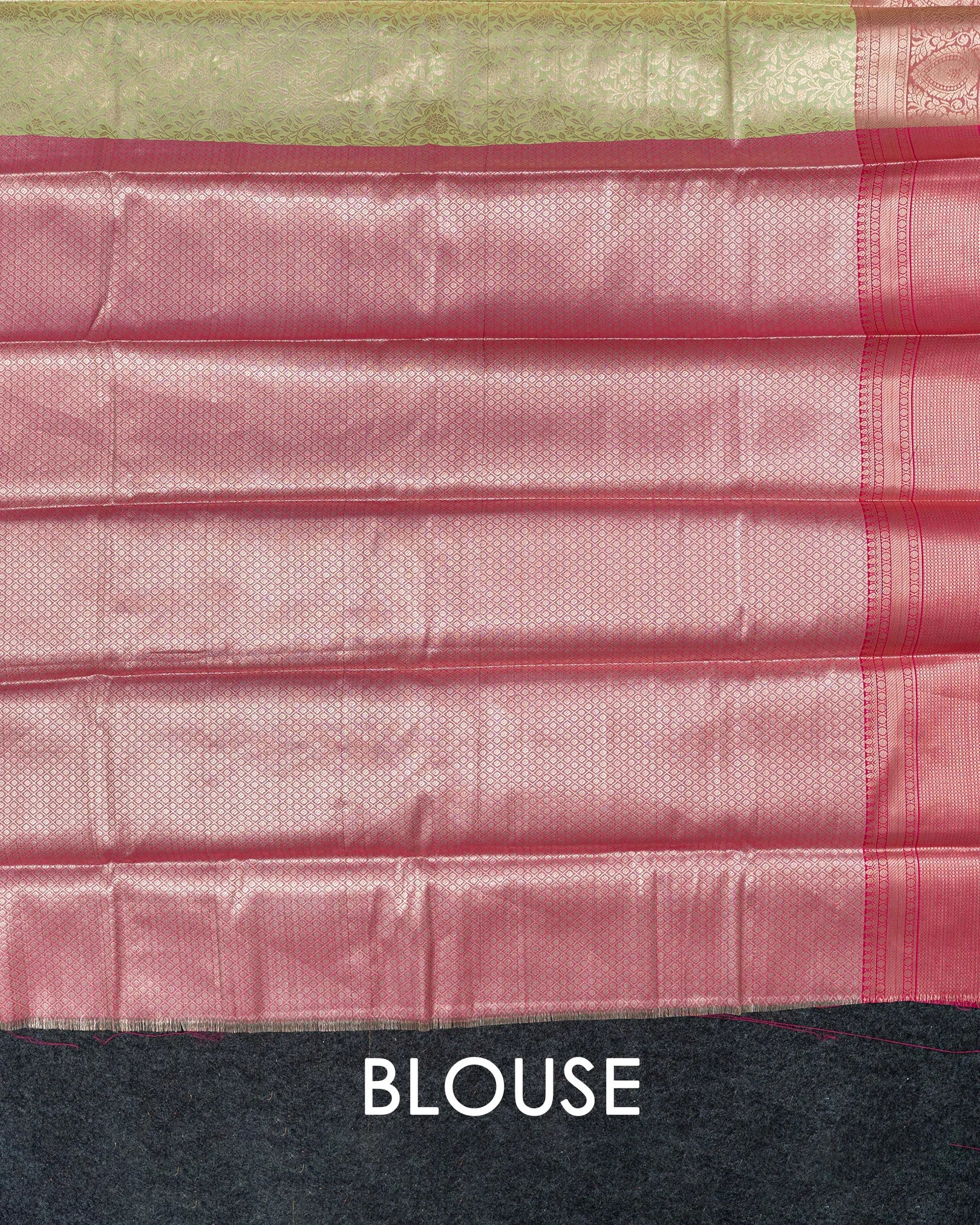SC4811 - Tissue with jaquard body and contrast border