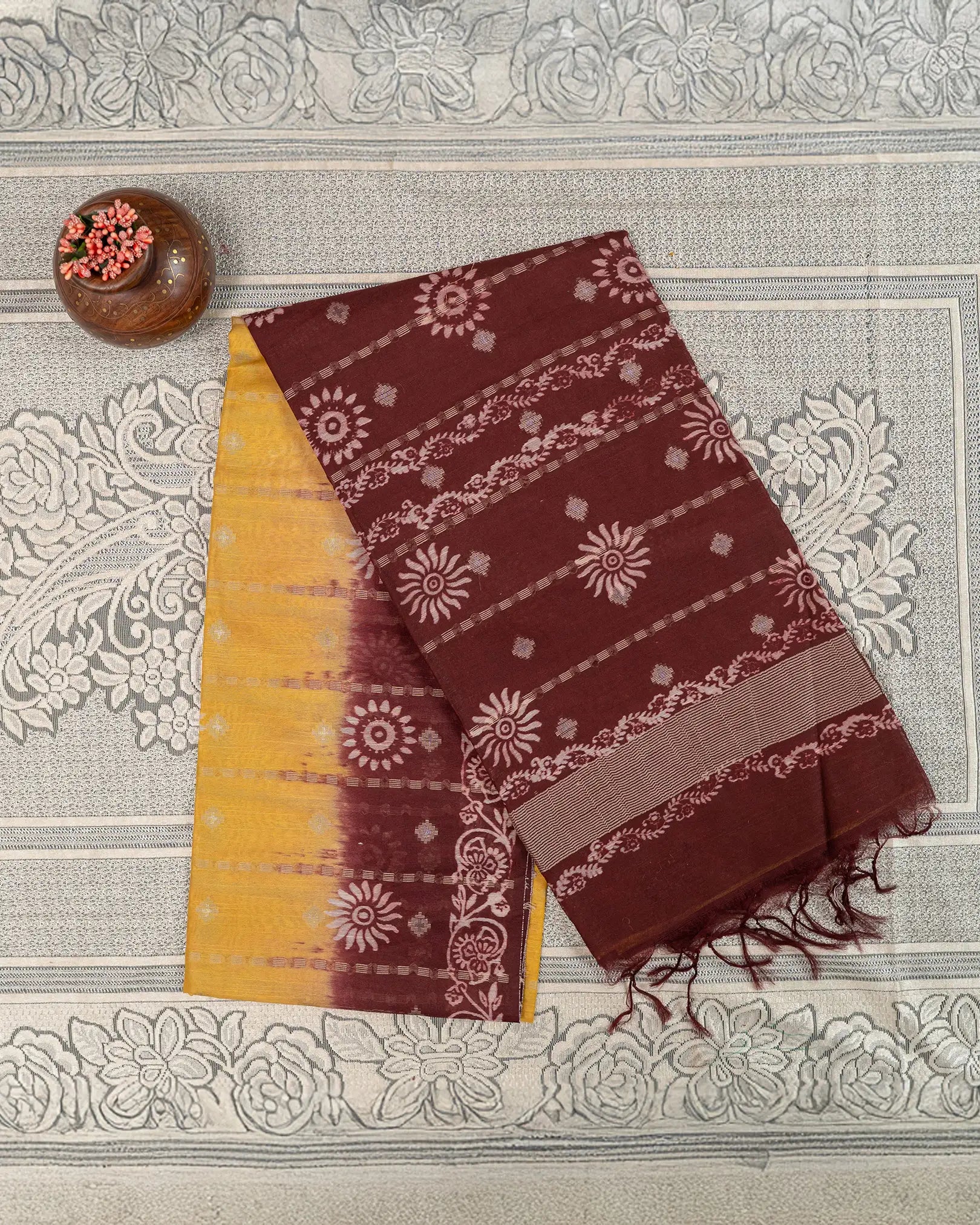 SC2894 - Raw Silk With Bandhini Design
