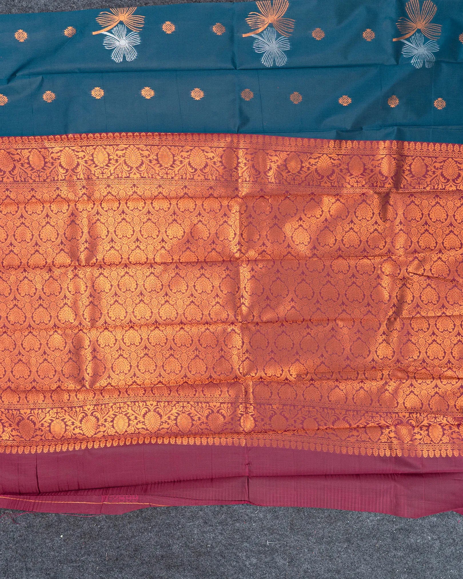 SC4038 - Litchi Silk With Embose And Zari Work