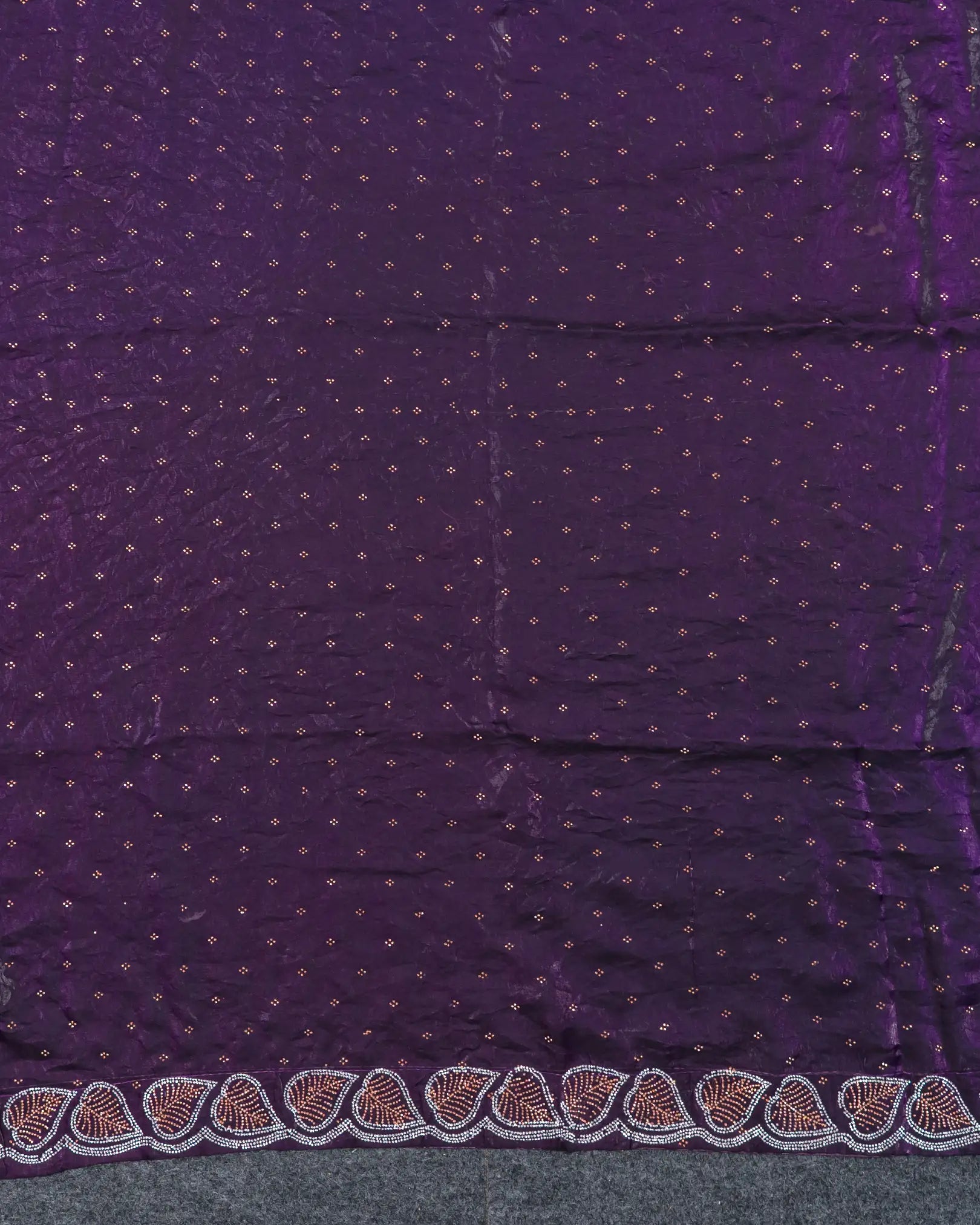 SC4131 - Fendy Material With Stone