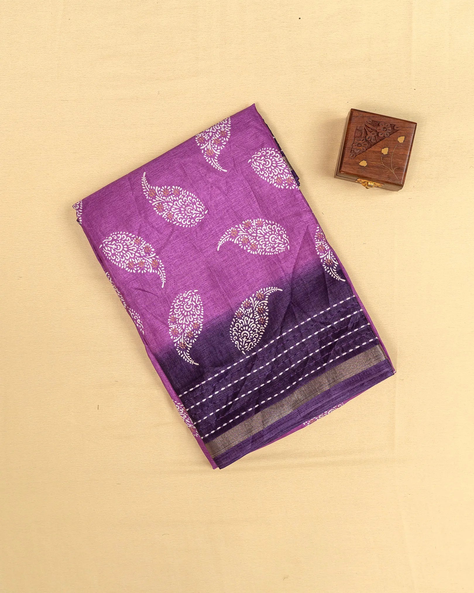 SC4033 - Dola Digital Print With Striped Border