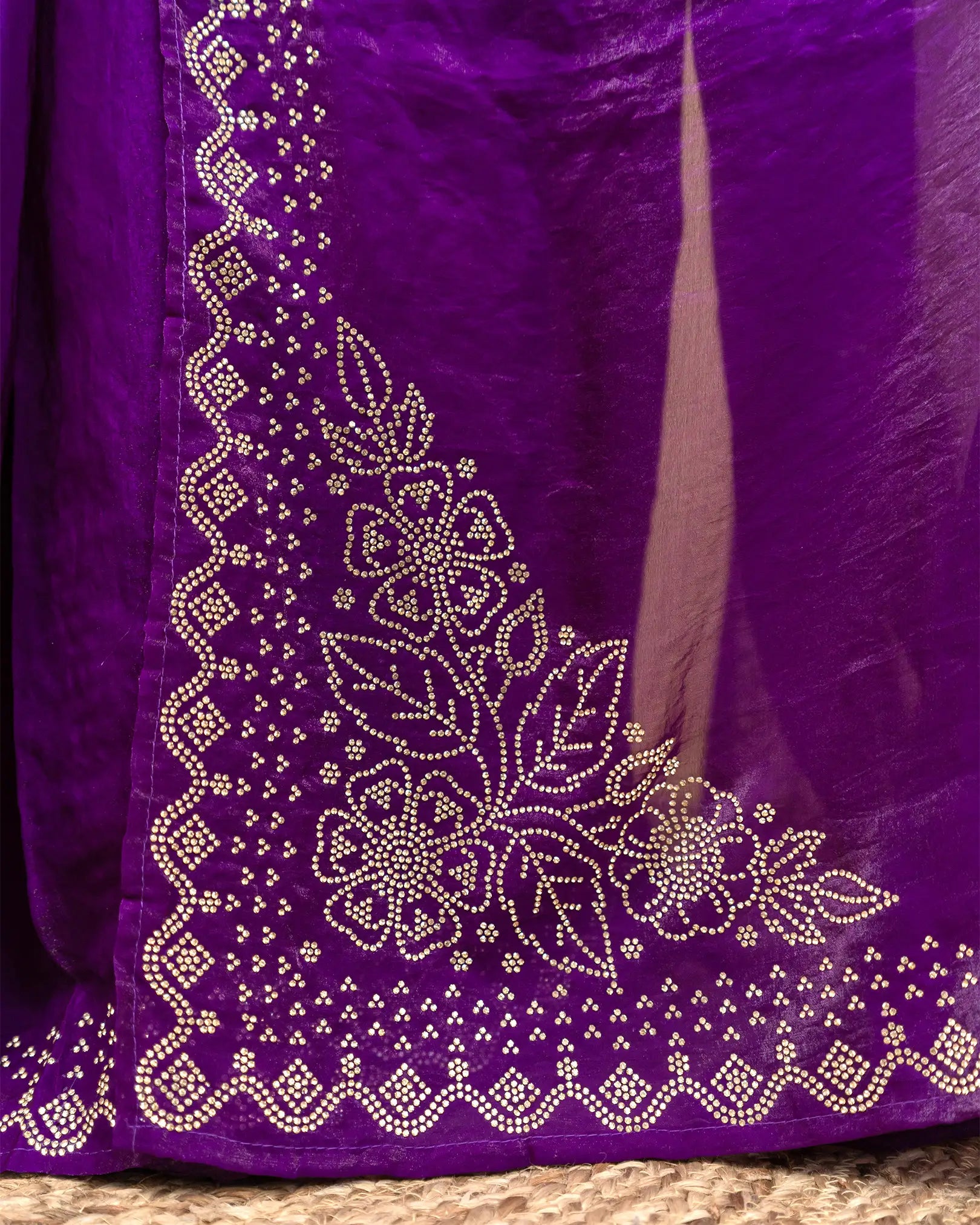 SC3869 - Fendy Satin With Premium Stone Work