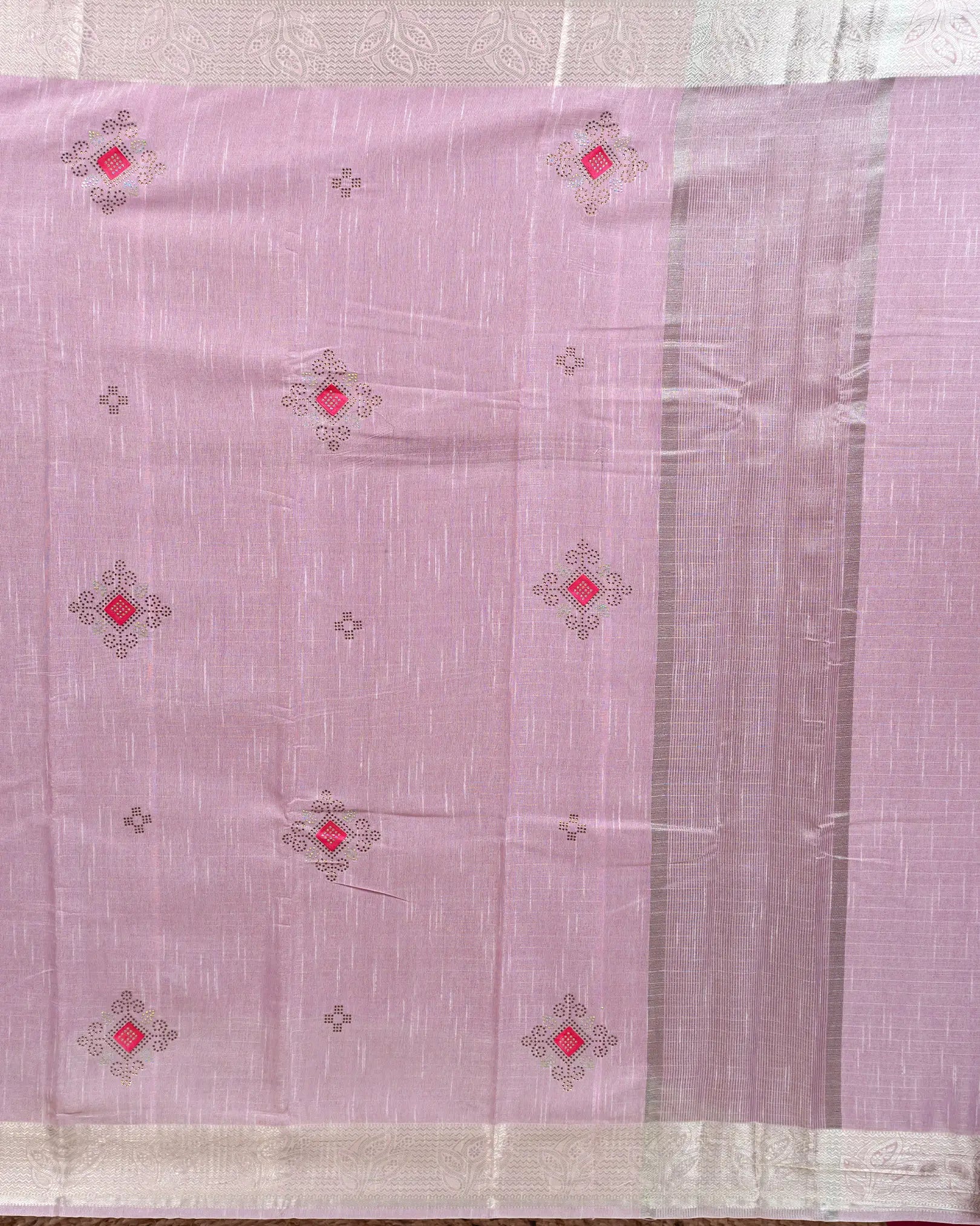 SC3412 - Linen Saree With Multi Stone