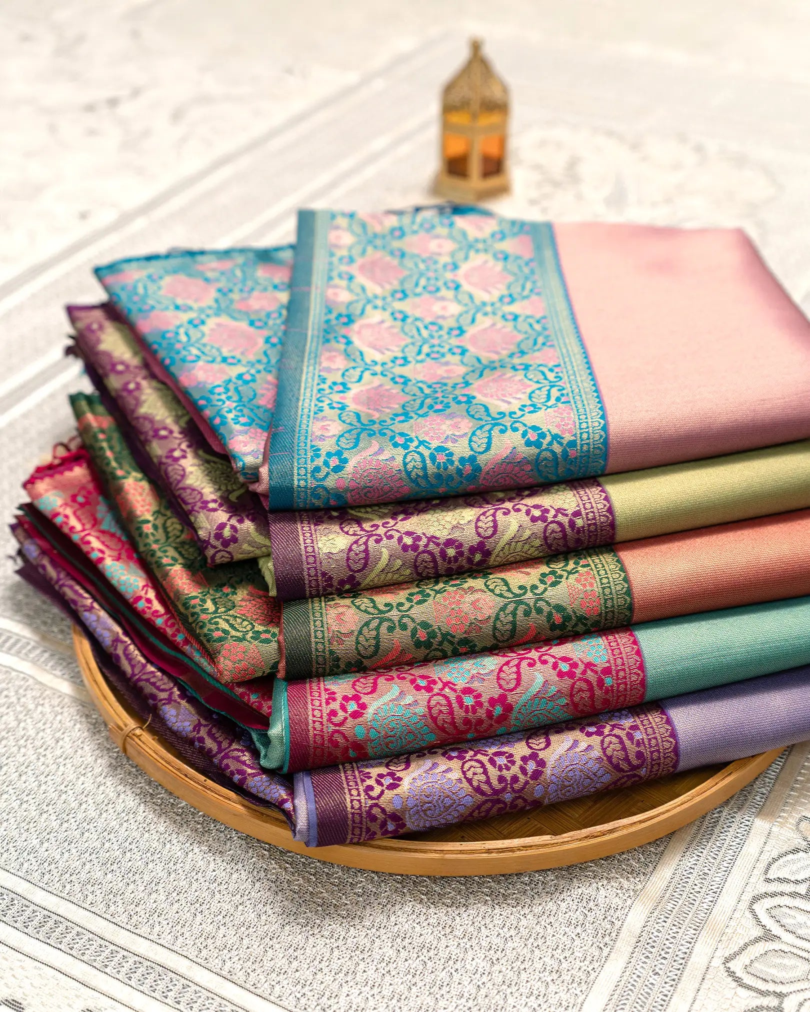 SC3280 - Tissue Saree With Fancy Border