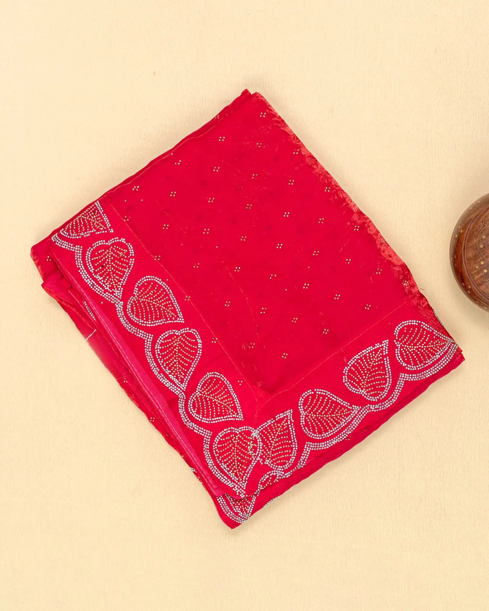 SC4131 - Fendy Material With Stone