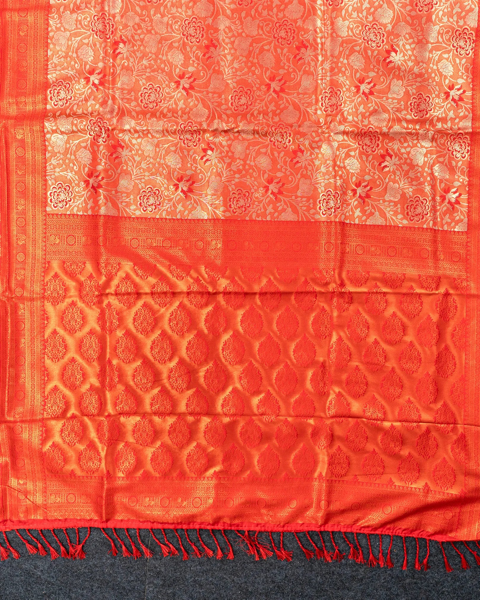 SC3964 - Tissue saree with meena butta and copper zari