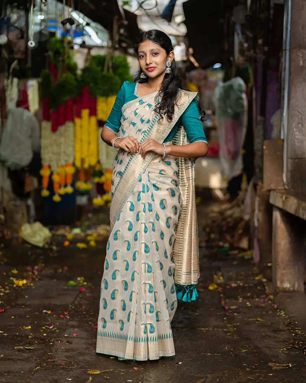 SC5285 - Tussar Cotton Saree With Copper Stone All Over Body