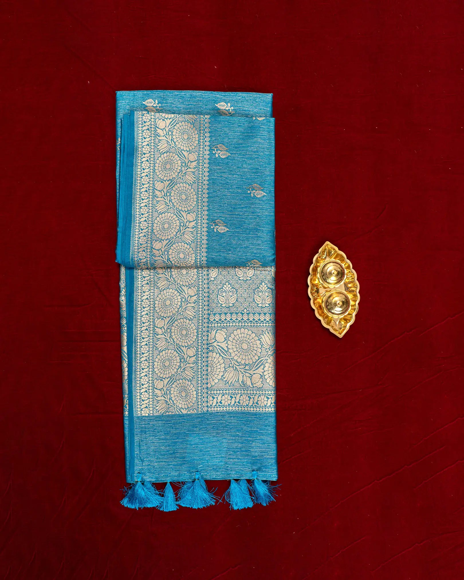 SC3288 - Tussar Saree With Gold And Copper Butta