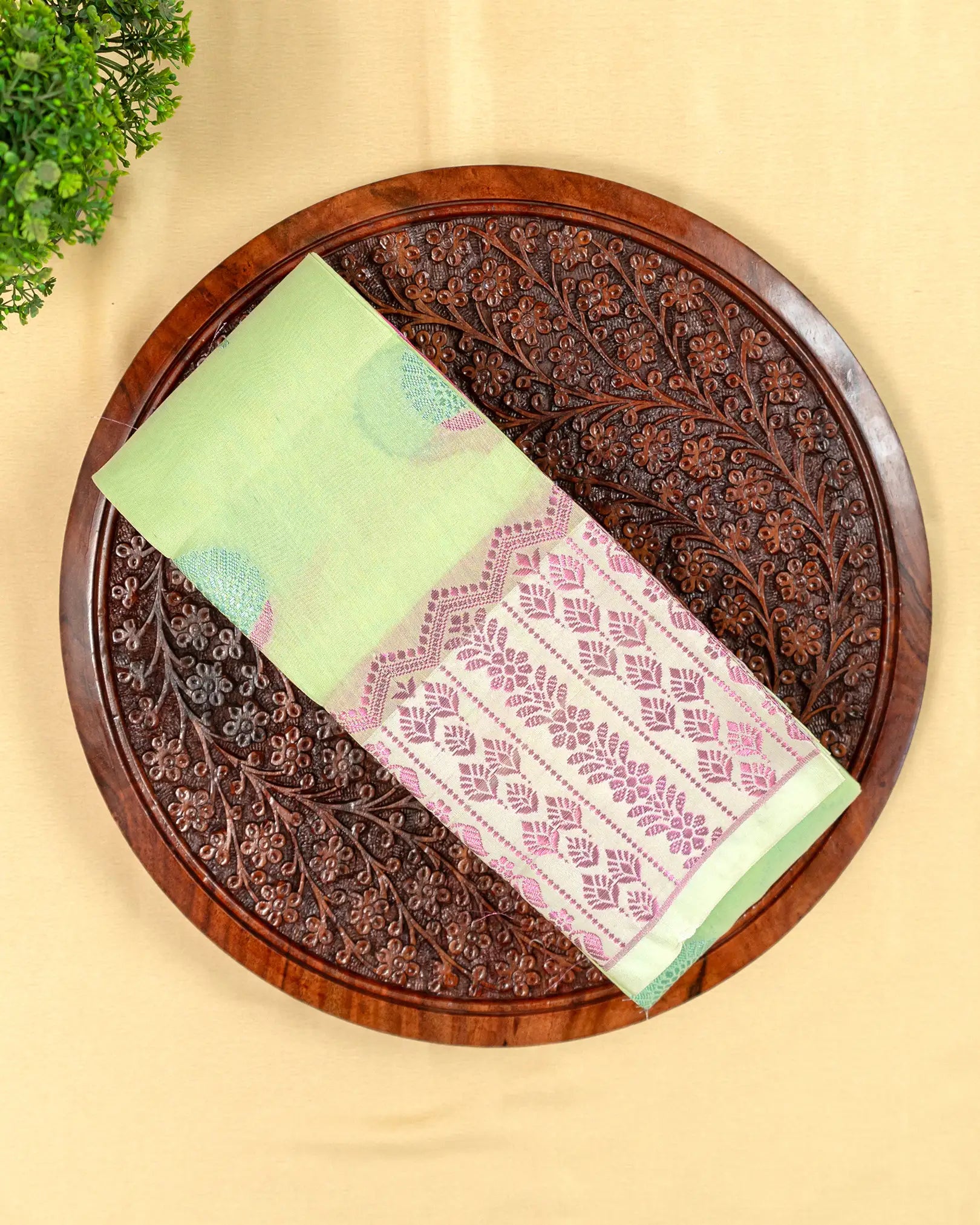 SC2980 - Silk Cotton With Pink And Self Zari