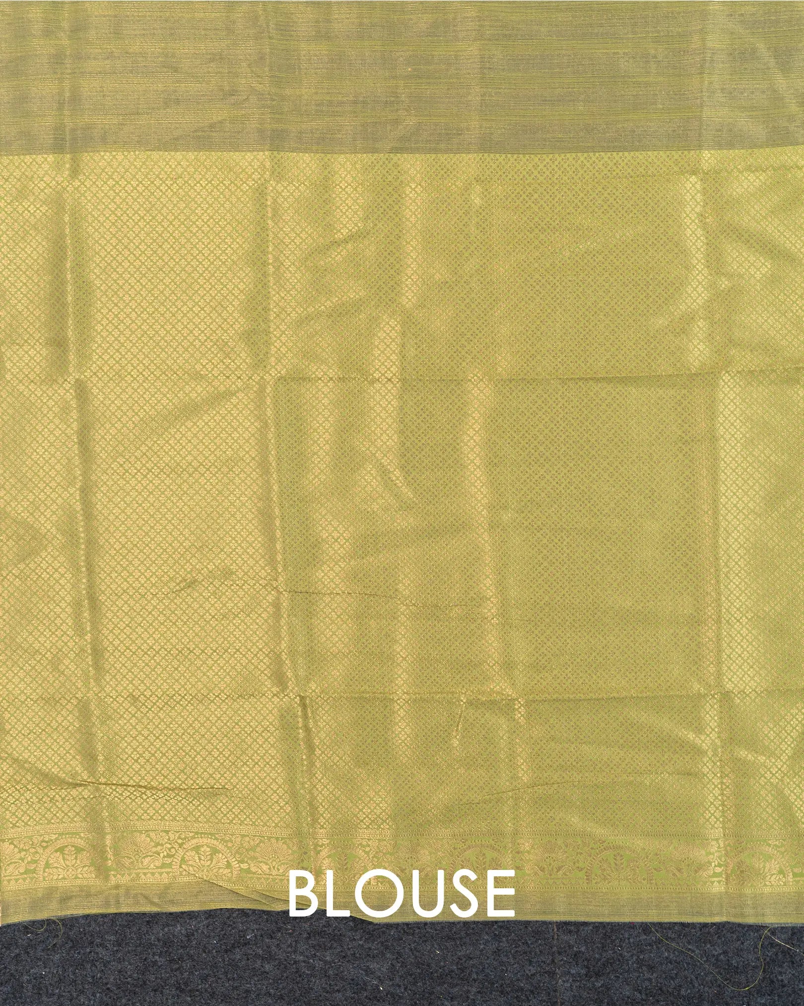 SC3052 - Tissue Plain Saree with Rich Pallu