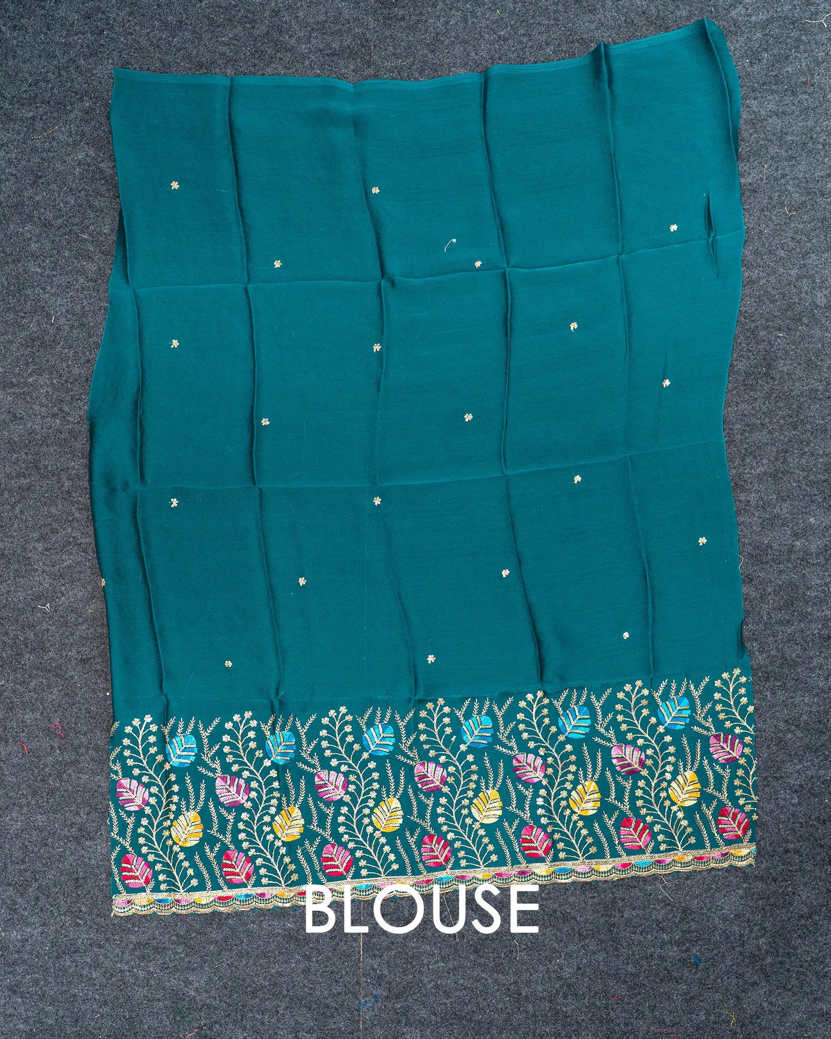 SC3366 - Chiffon Georgette With Stone And Seperate Blouse Work