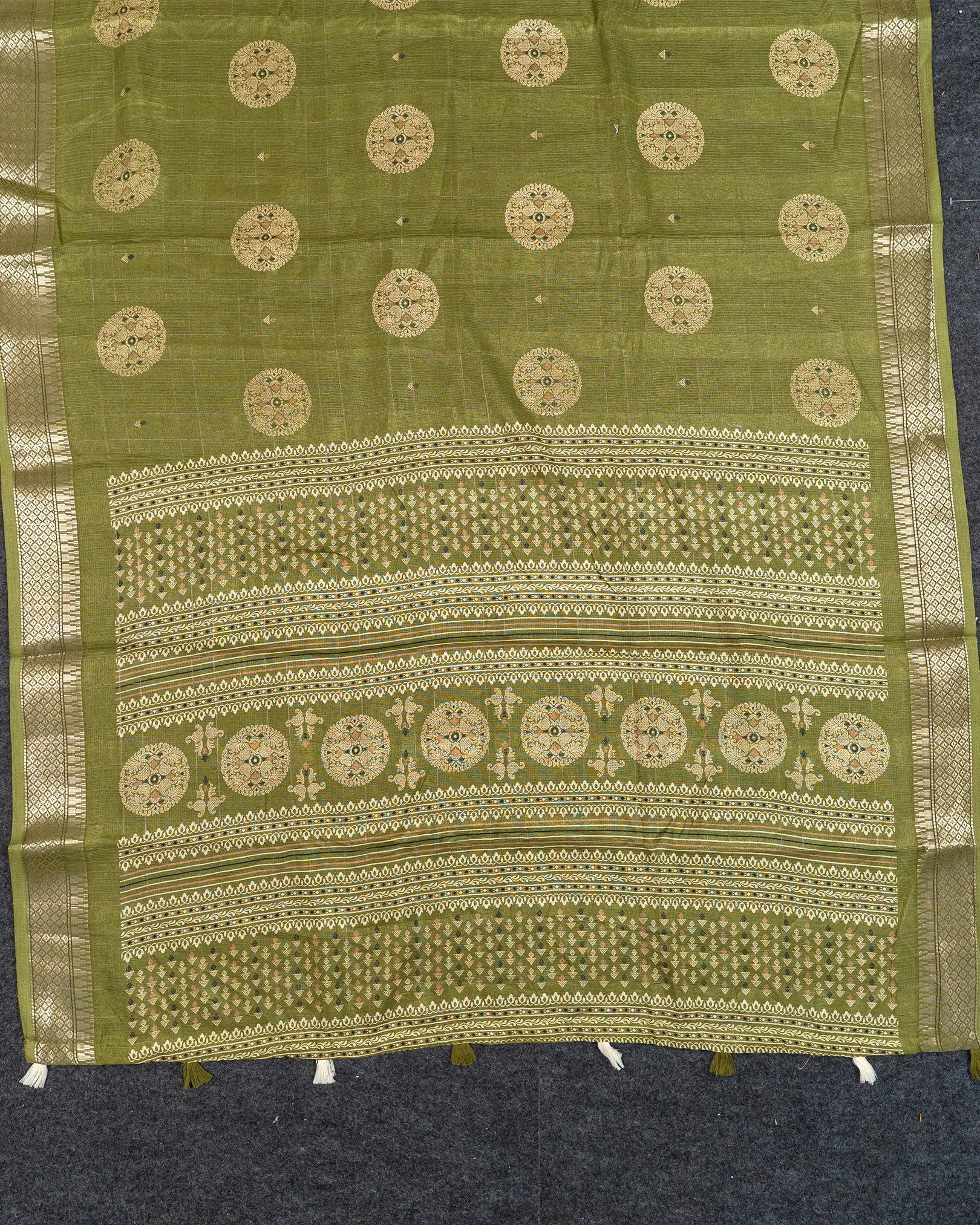 SC3866 - Linen With Digital Bandhini Print