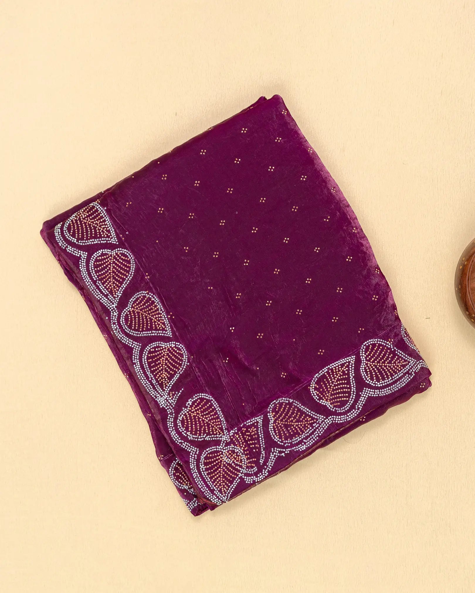 SC4131 - Fendy Material With Stone