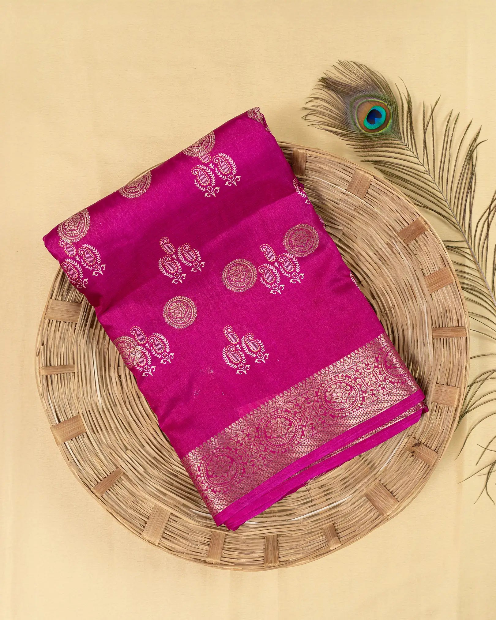 SC3657 - Dola Digital Print With Gold Border