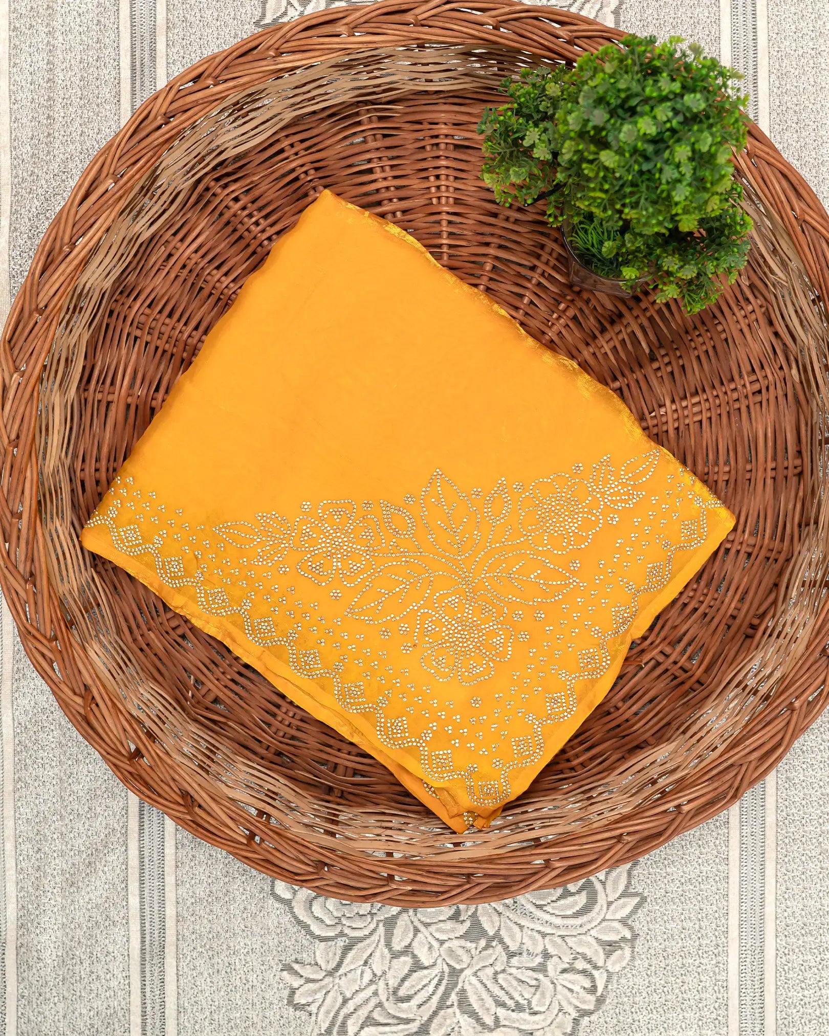 SC3869 - Fendy Satin With Premium Stone Work