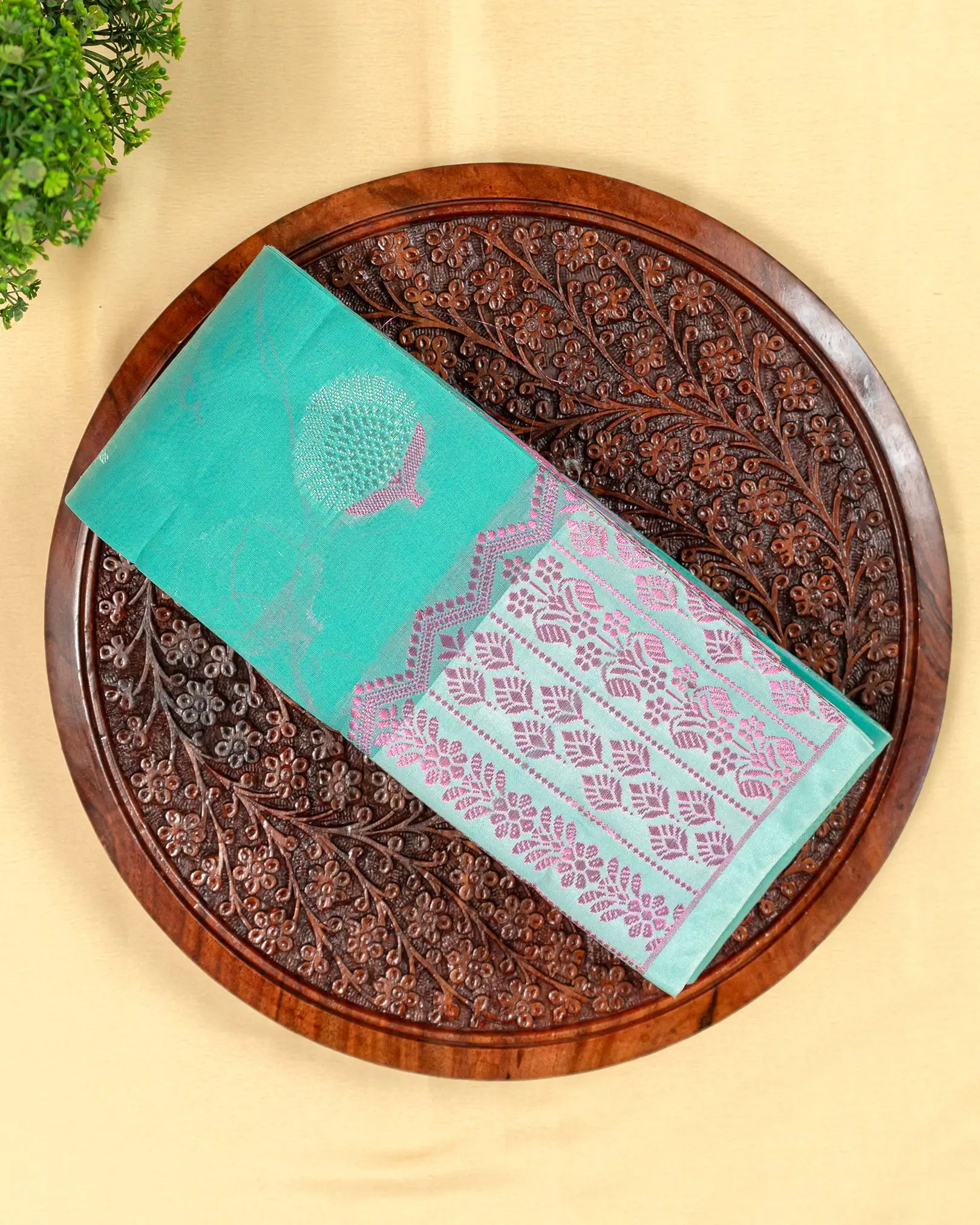 SC2980 - Silk Cotton With Pink And Self Zari