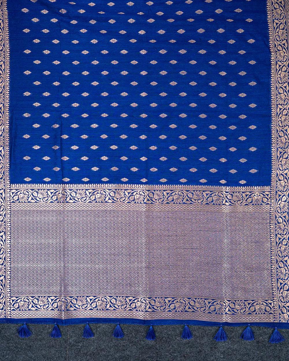 SC6670 - RAW SILK SAREE