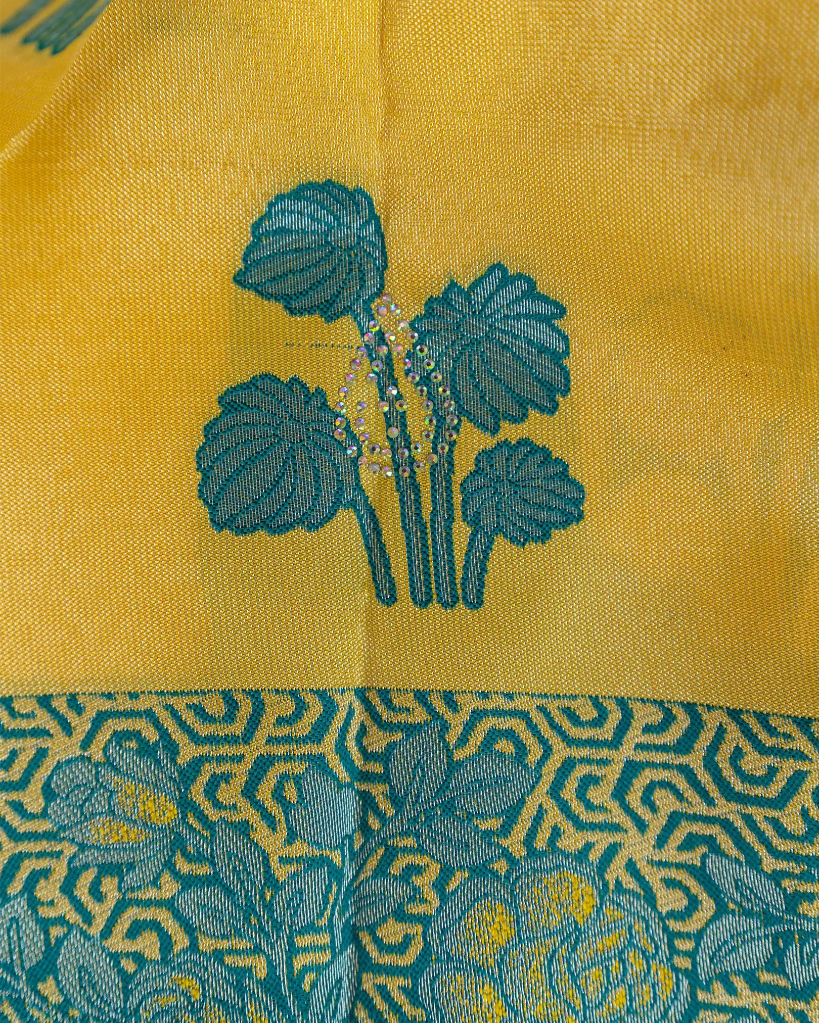 SC3282-Litchi Silk Saree