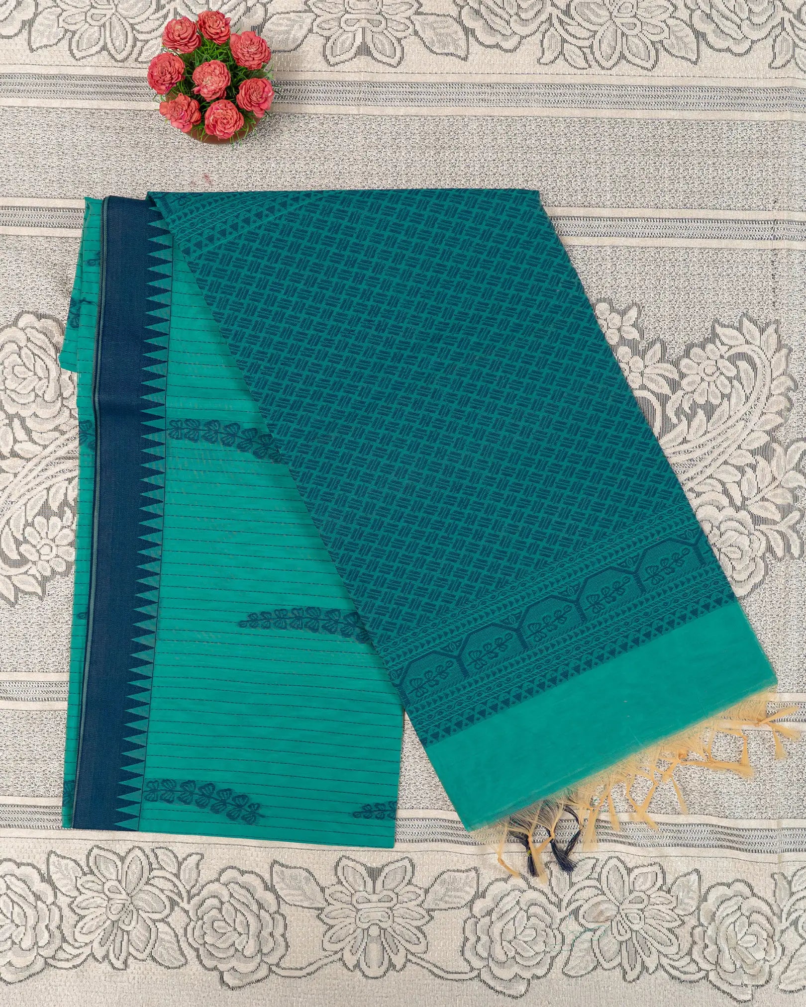 SC3939 - Fancy Cotton With Thread Work