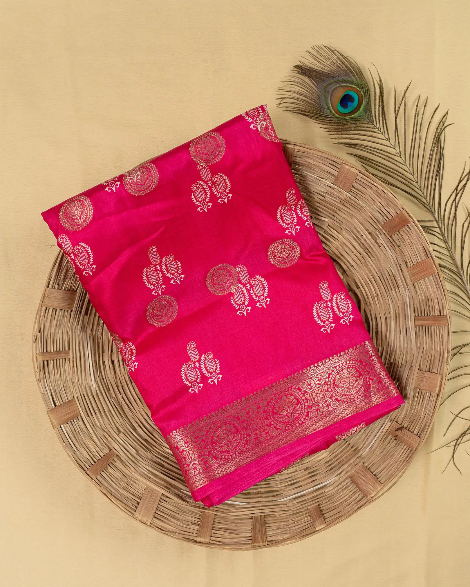 SC3657 - Dola Digital Print With Gold Border