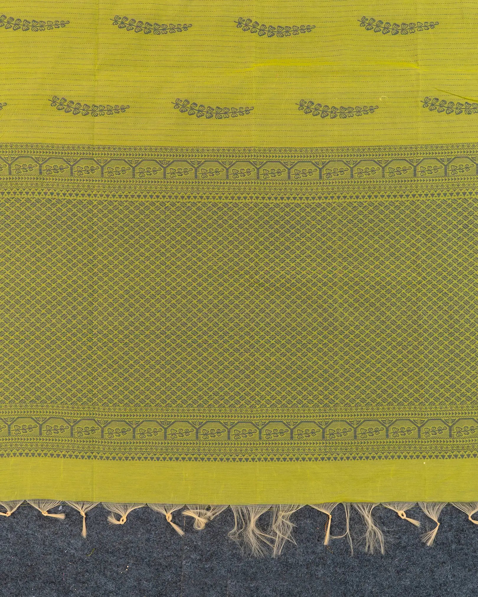 SC3939 - Fancy Cotton With Thread Work