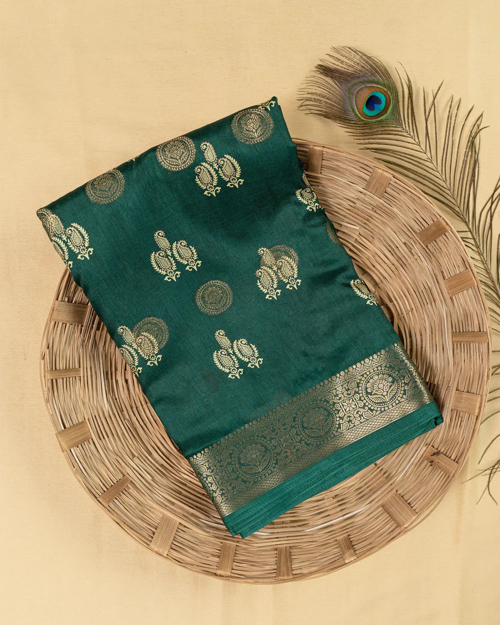 SC3657 - Dola Digital Print With Gold Border