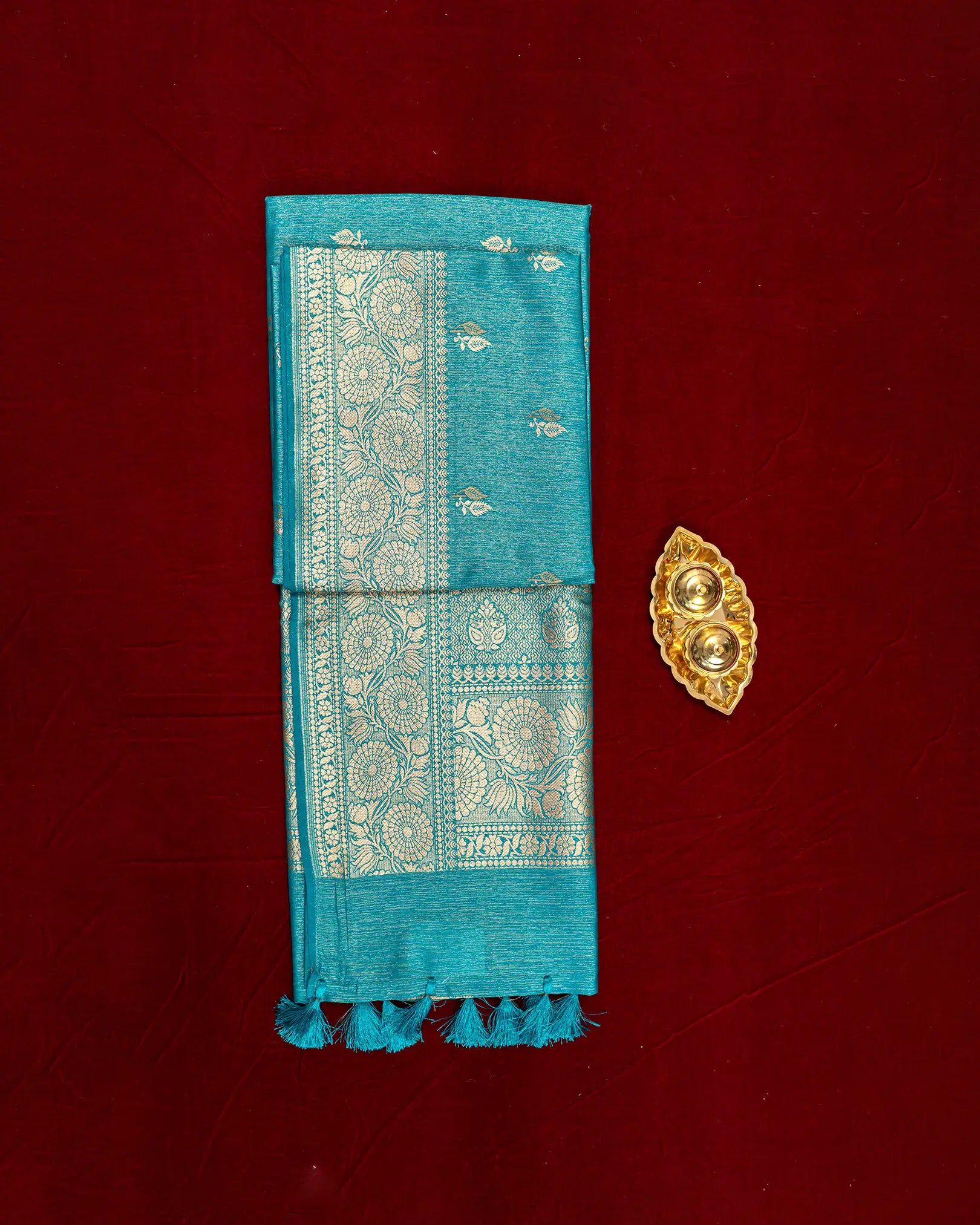 SC3288 - Tussar Saree With Gold And Copper Butta