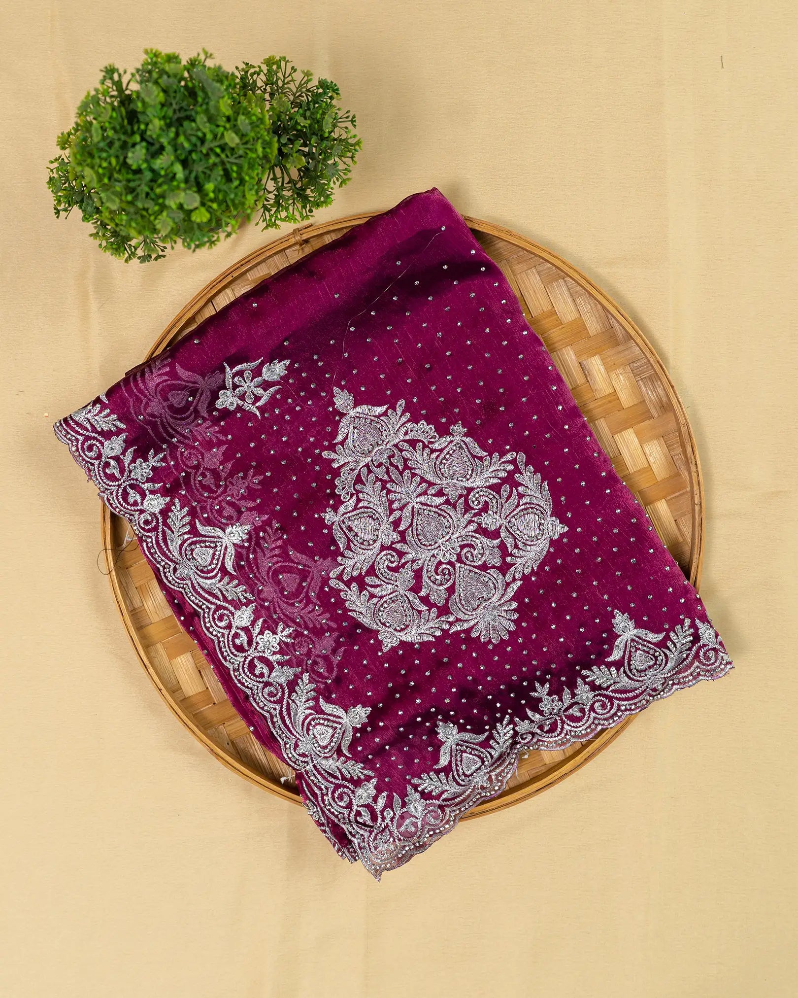 SC3007 - Fendy With Handmade Stone