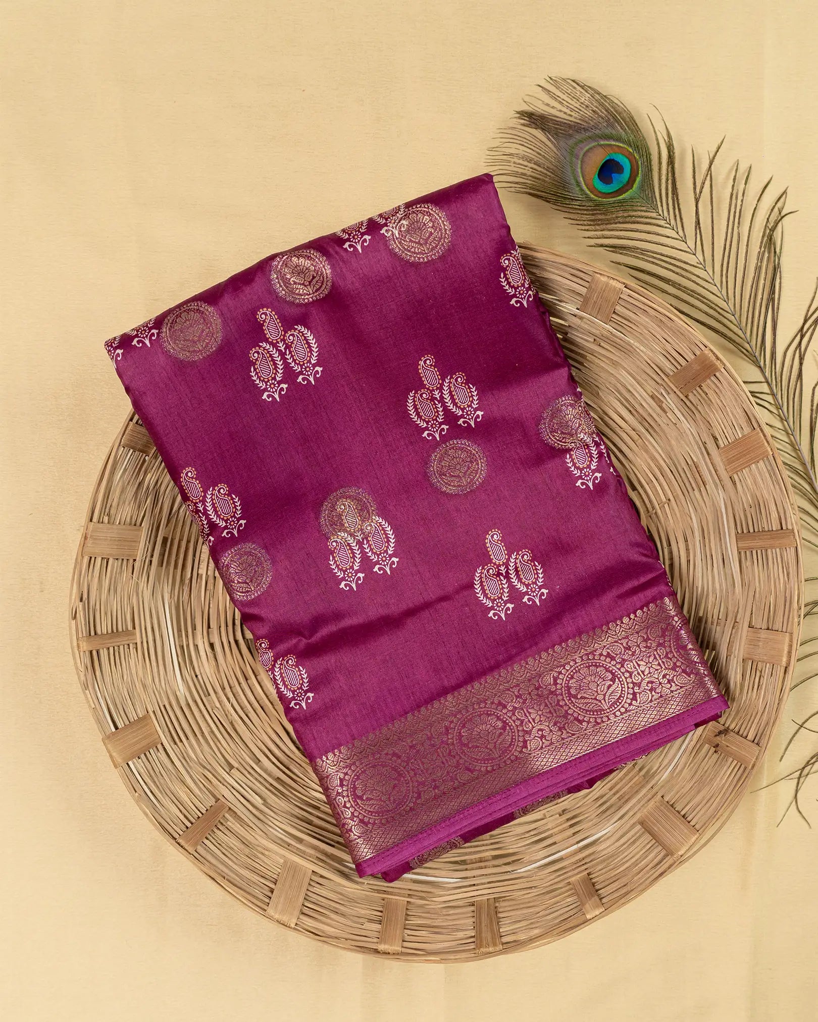 SC3657 - Dola Digital Print With Gold Border
