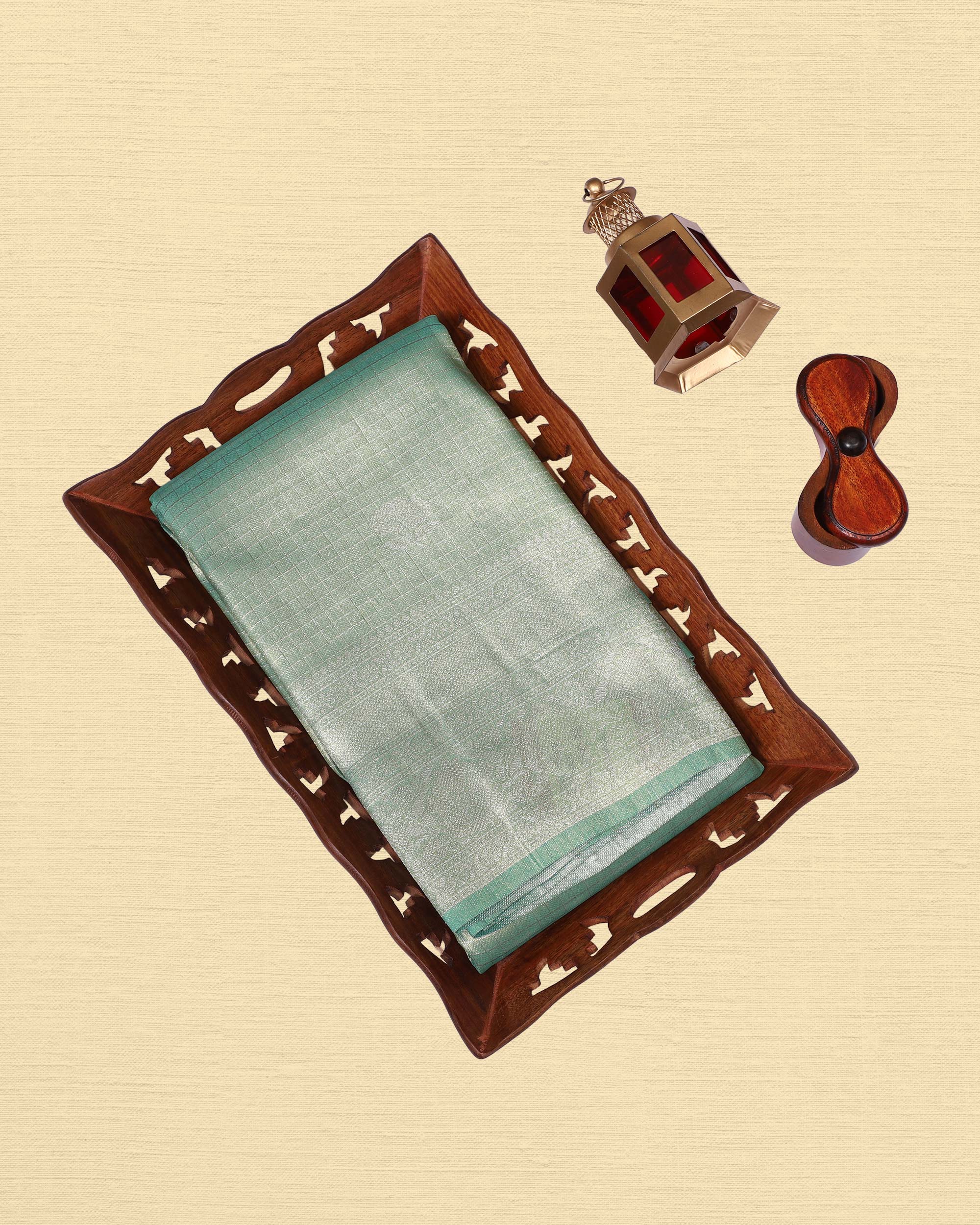 Tissue Saree With Checked Embose Small Buttas