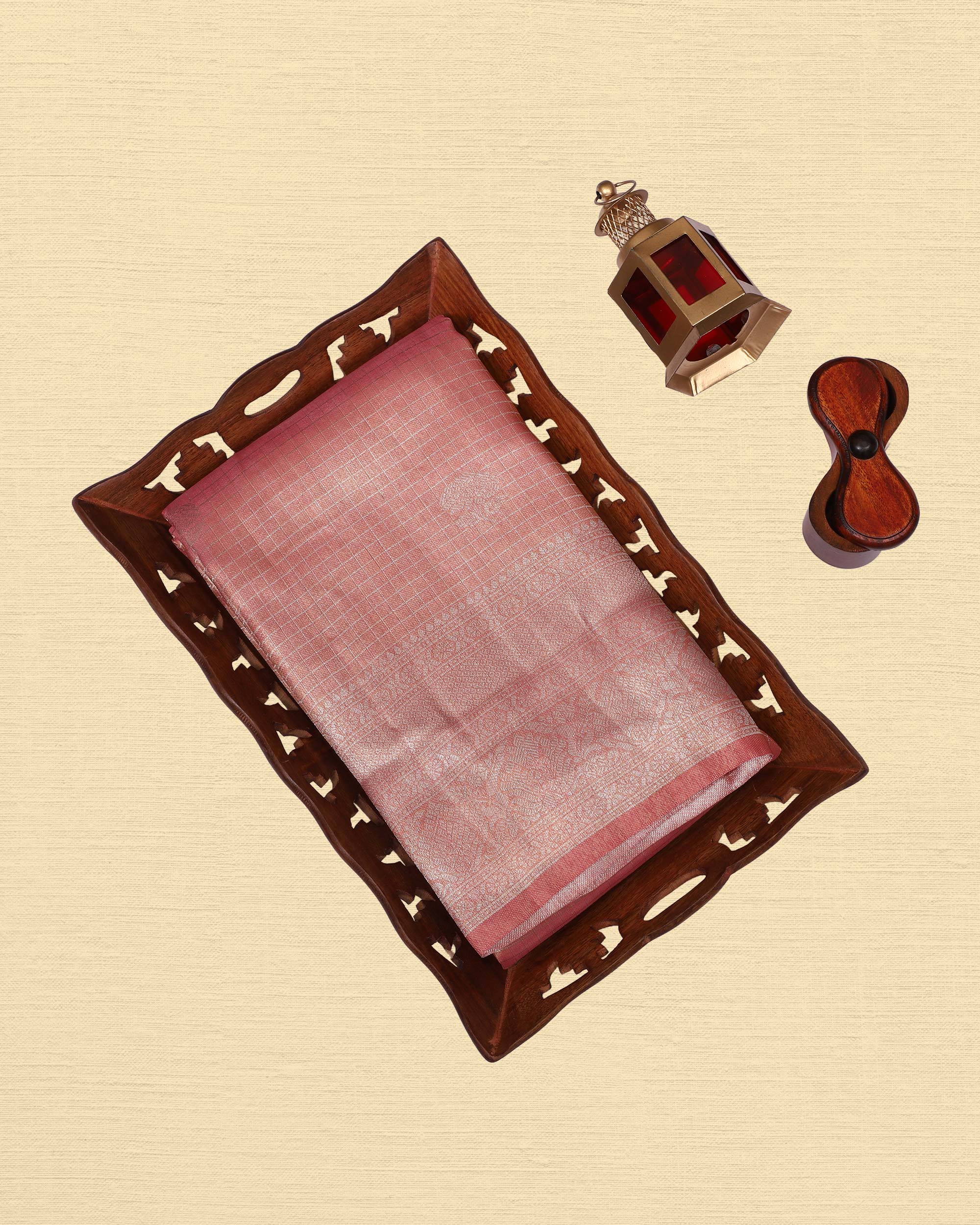 Tissue Saree With Checked Embose Small Buttas
