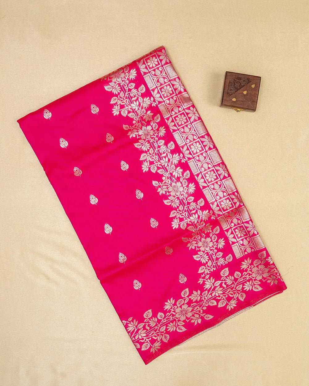 SC5793(1) - BANARASI SATIN SAREE