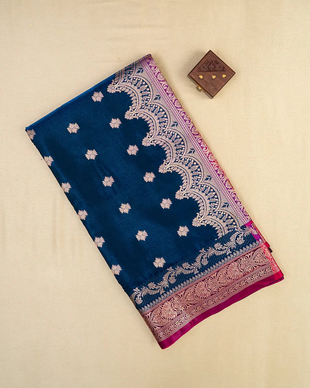 SC5888 - SATIN SAREE WITH CONTRAST BORDER