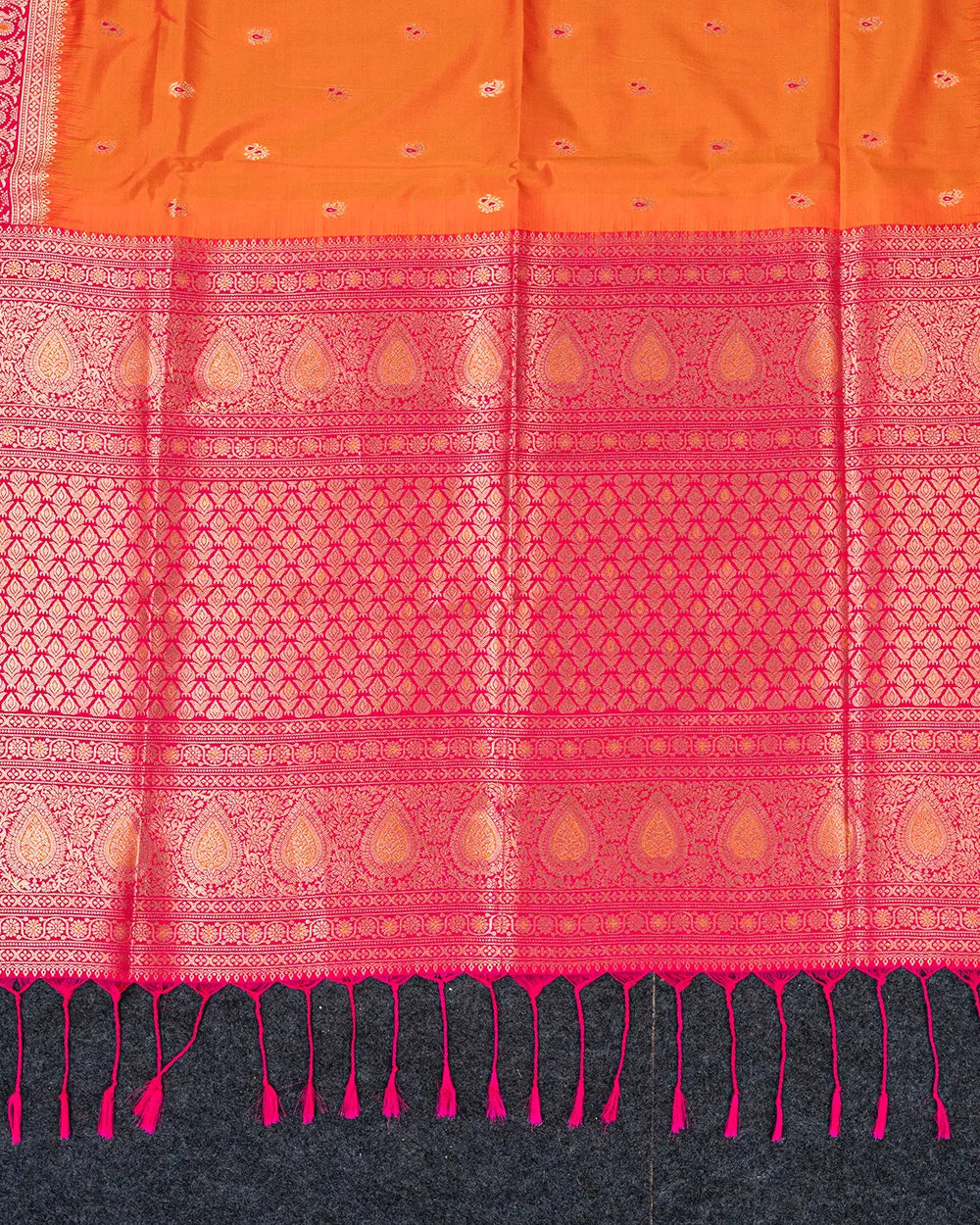 SC5638 - SOFT SILK SAREE WITH MEENA BUTTA