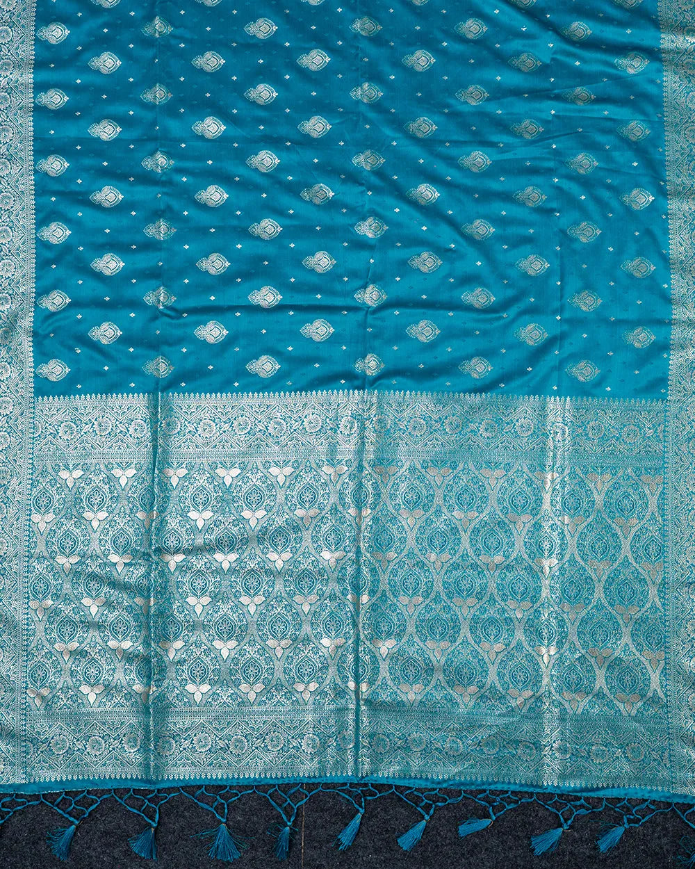 SC6660(2) - SATIN SAREE