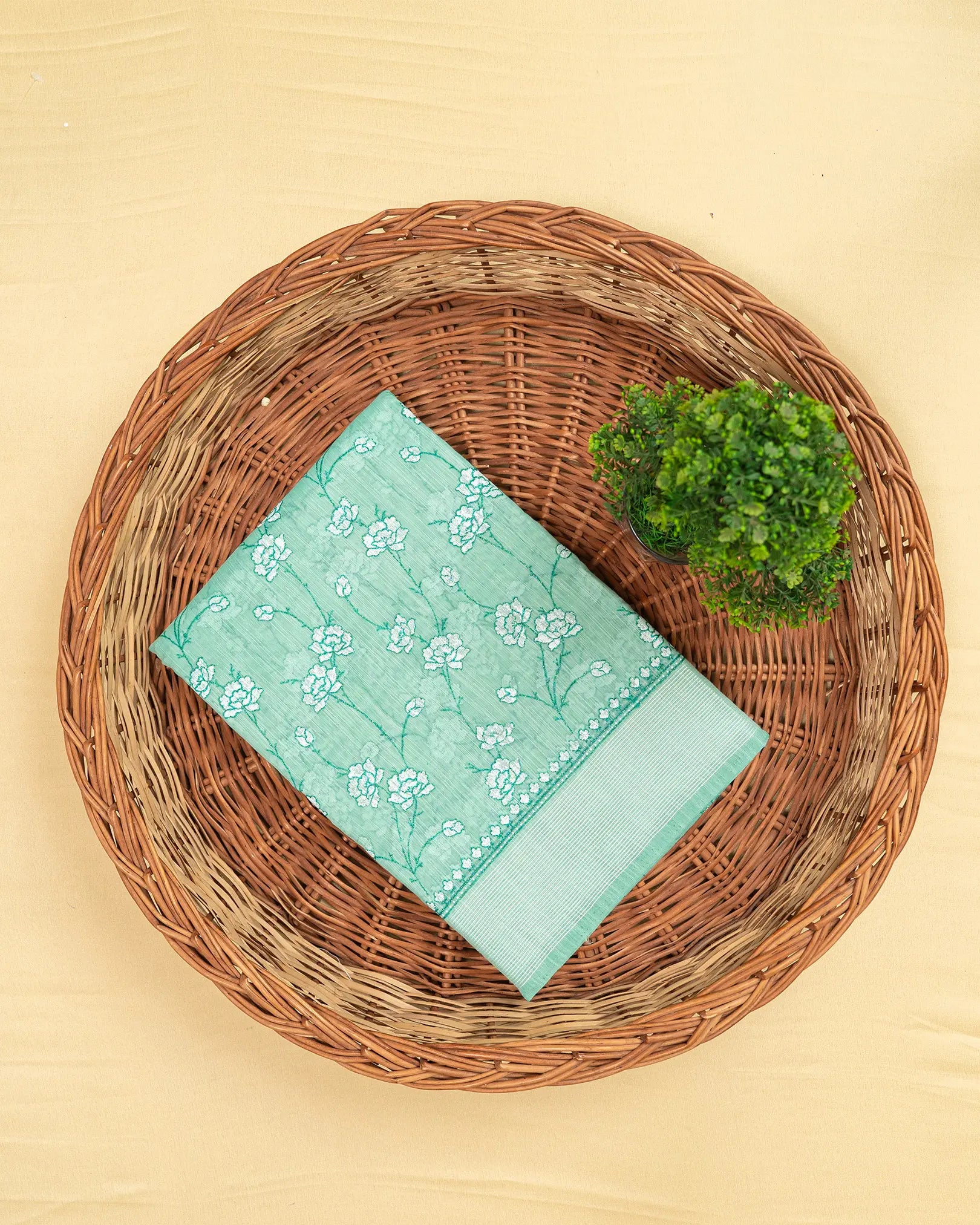 SC4870 - Linen Saree with Shining Foil Print