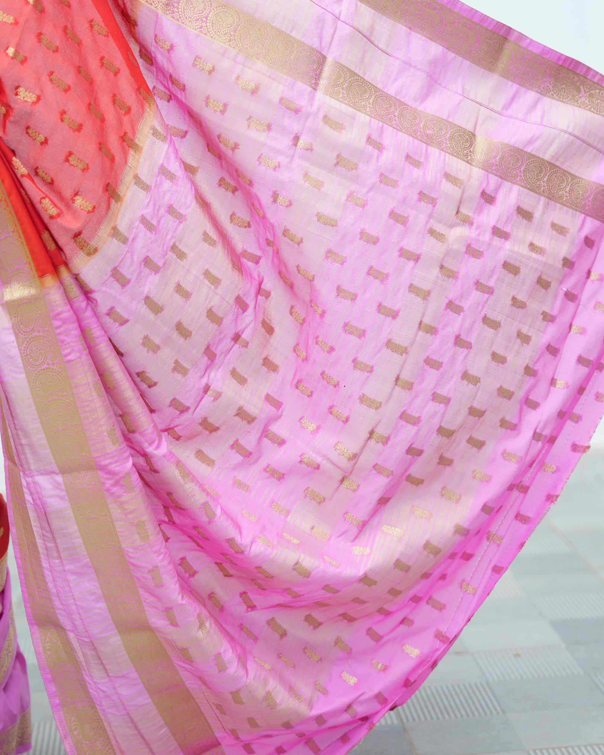 Mysore Silk Saree With Contrast Pallu And Contrast Blouse