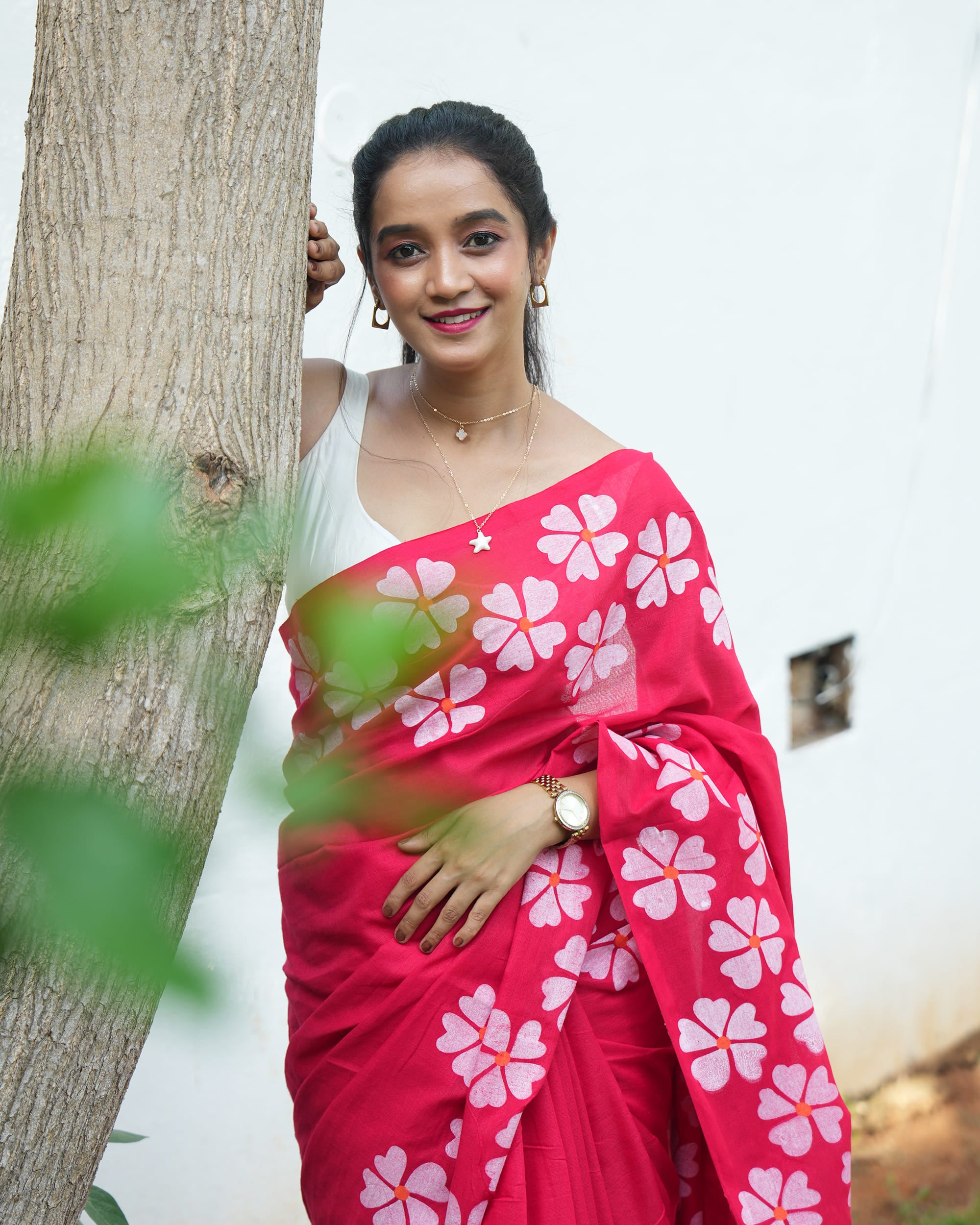 Nithyakalyani Flower Printed Mul Mul Saree