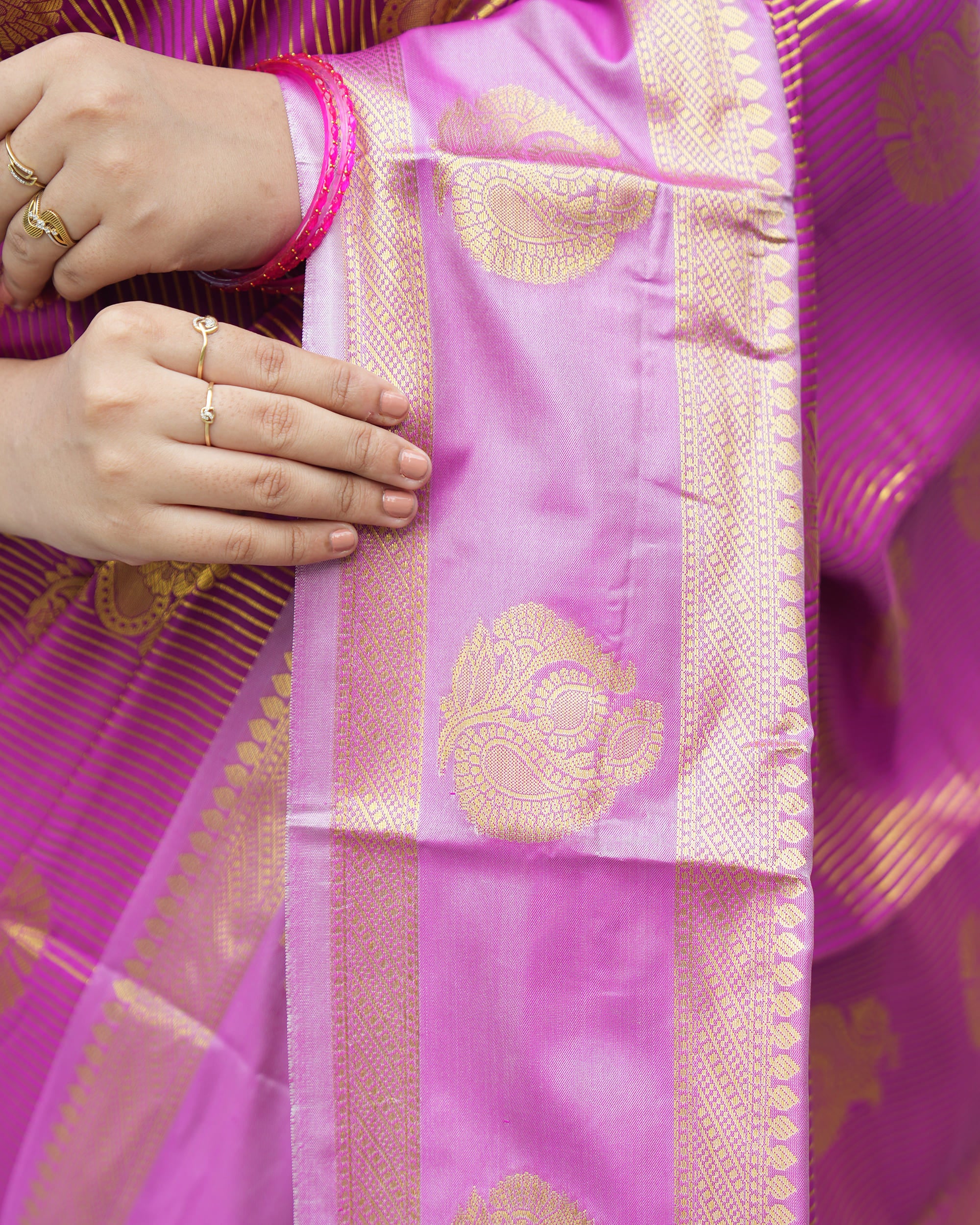 Litchi Silks Saree With Traditional Double Border