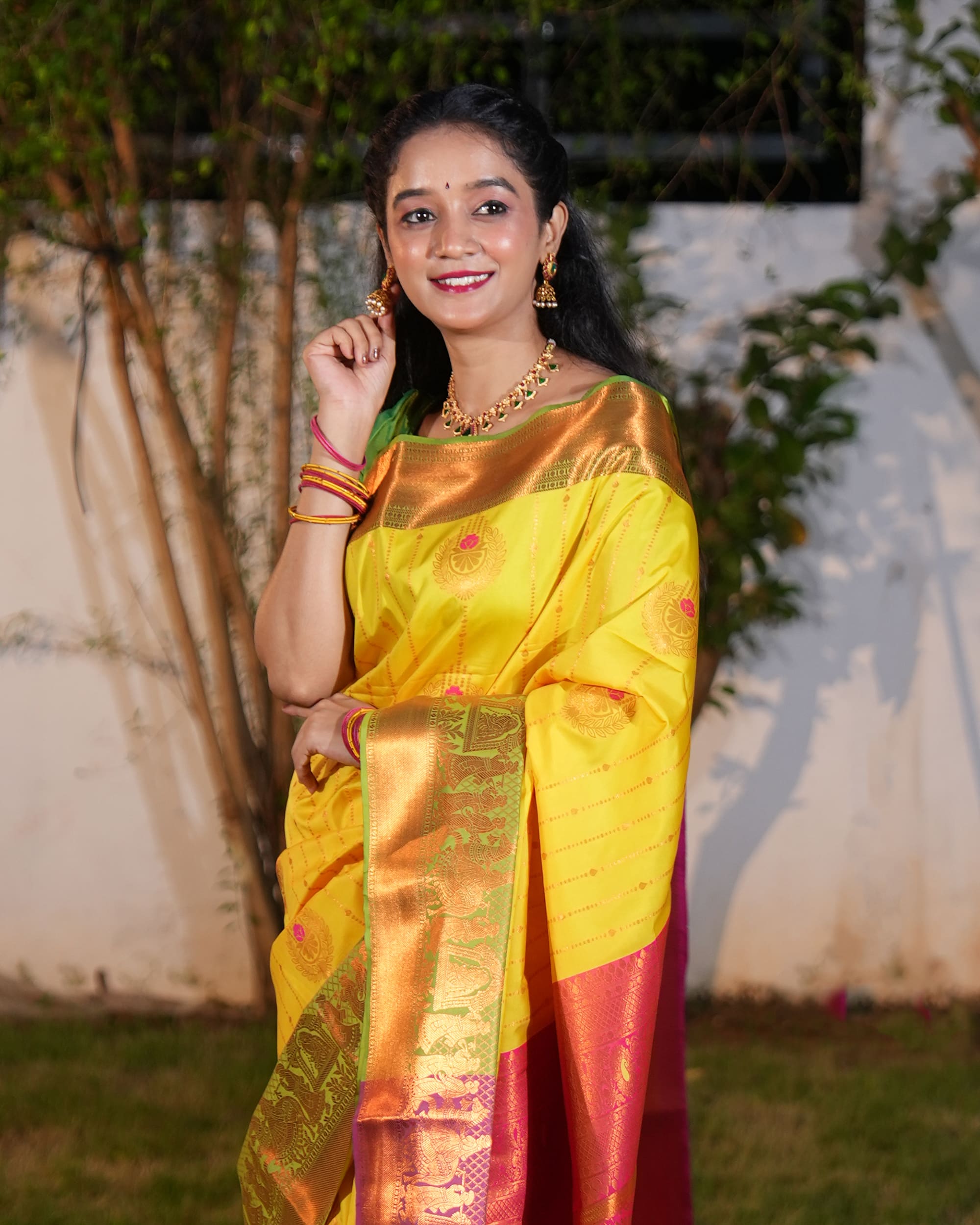 Vaira Oosi Soft Silk Saree