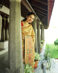 Zari Woven Floral Saree With Running Blouse