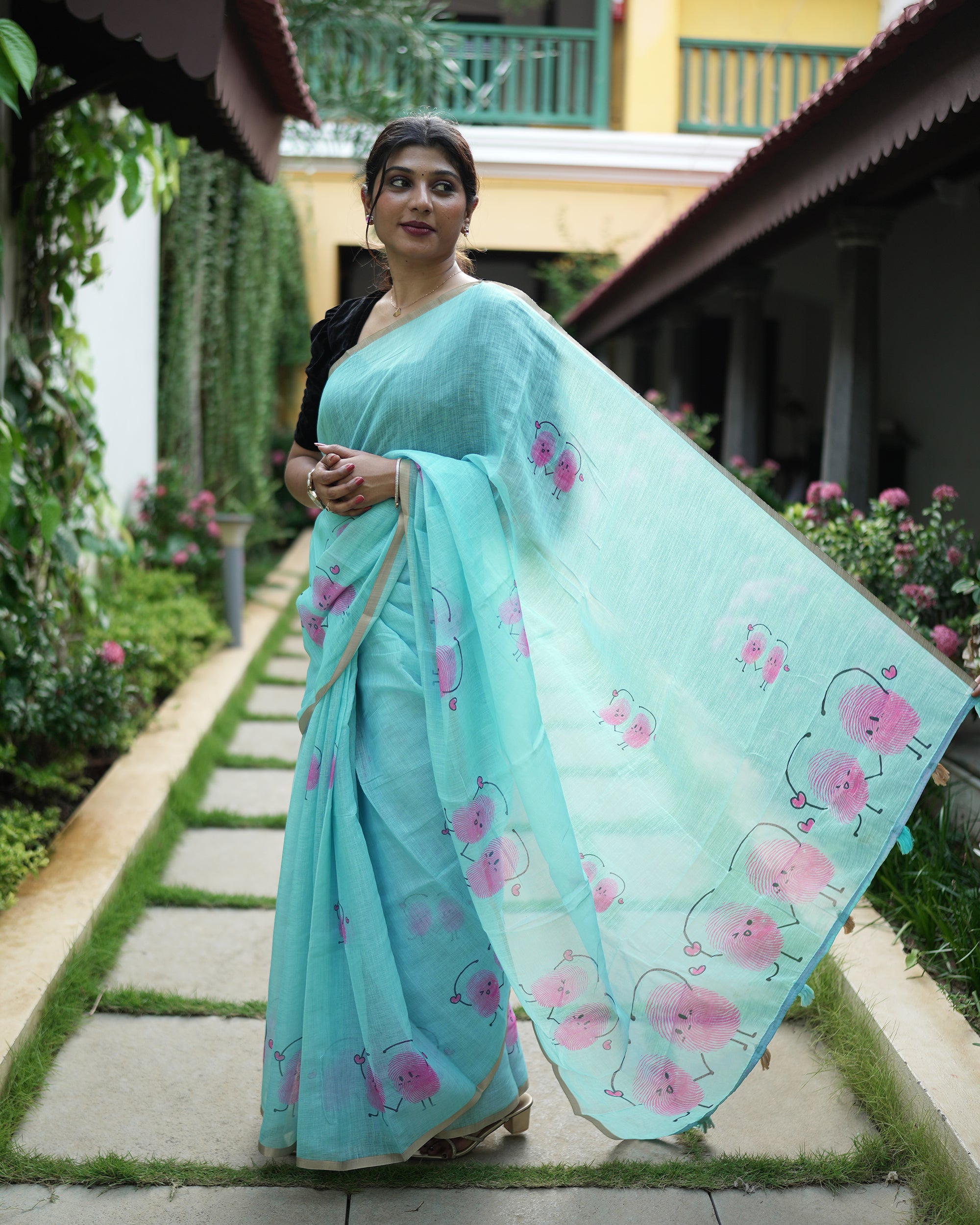 Cotton Saree with Fingerprint Print and Contrast Blouse