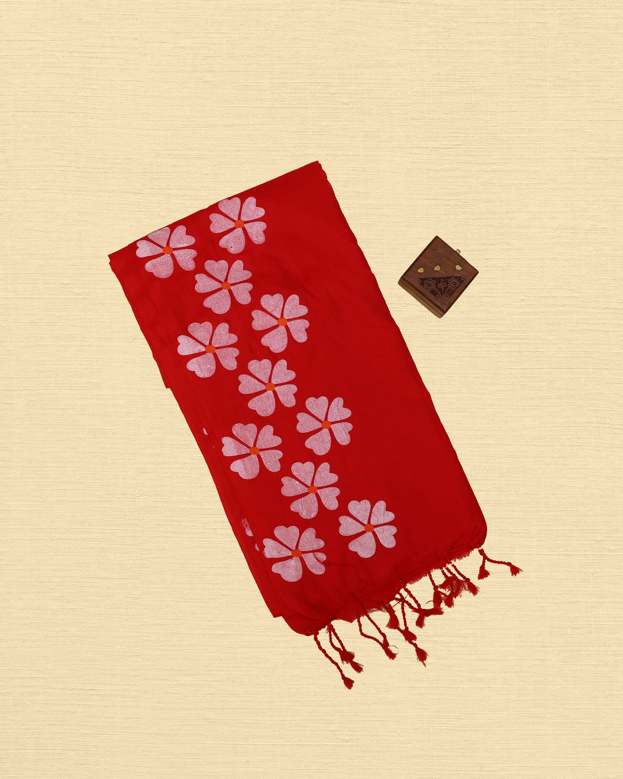 Nithyakalyani Flower Printed Mul Mul Saree